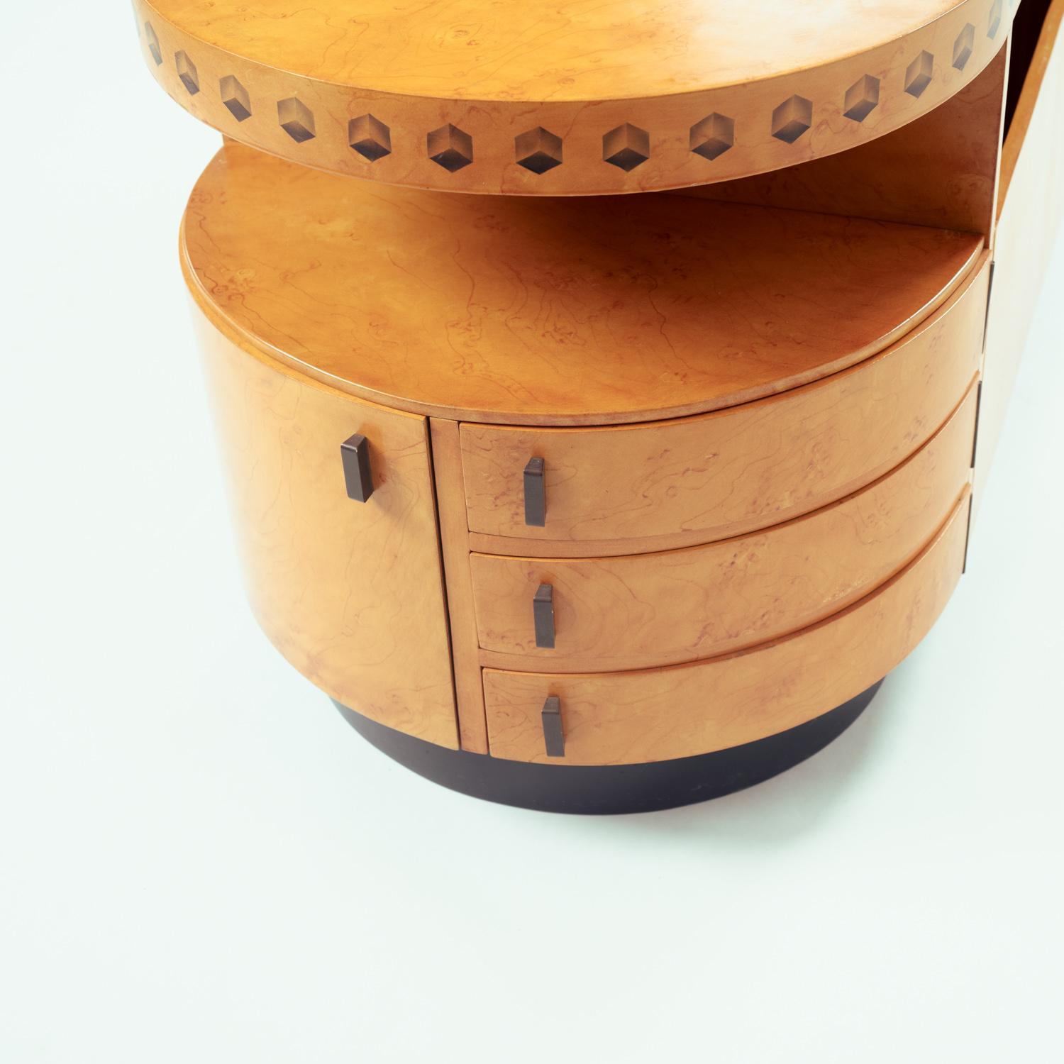 Meuble de bar Art Déco en bois de ronce peint d'imitation, Italie 1961 en vente 2