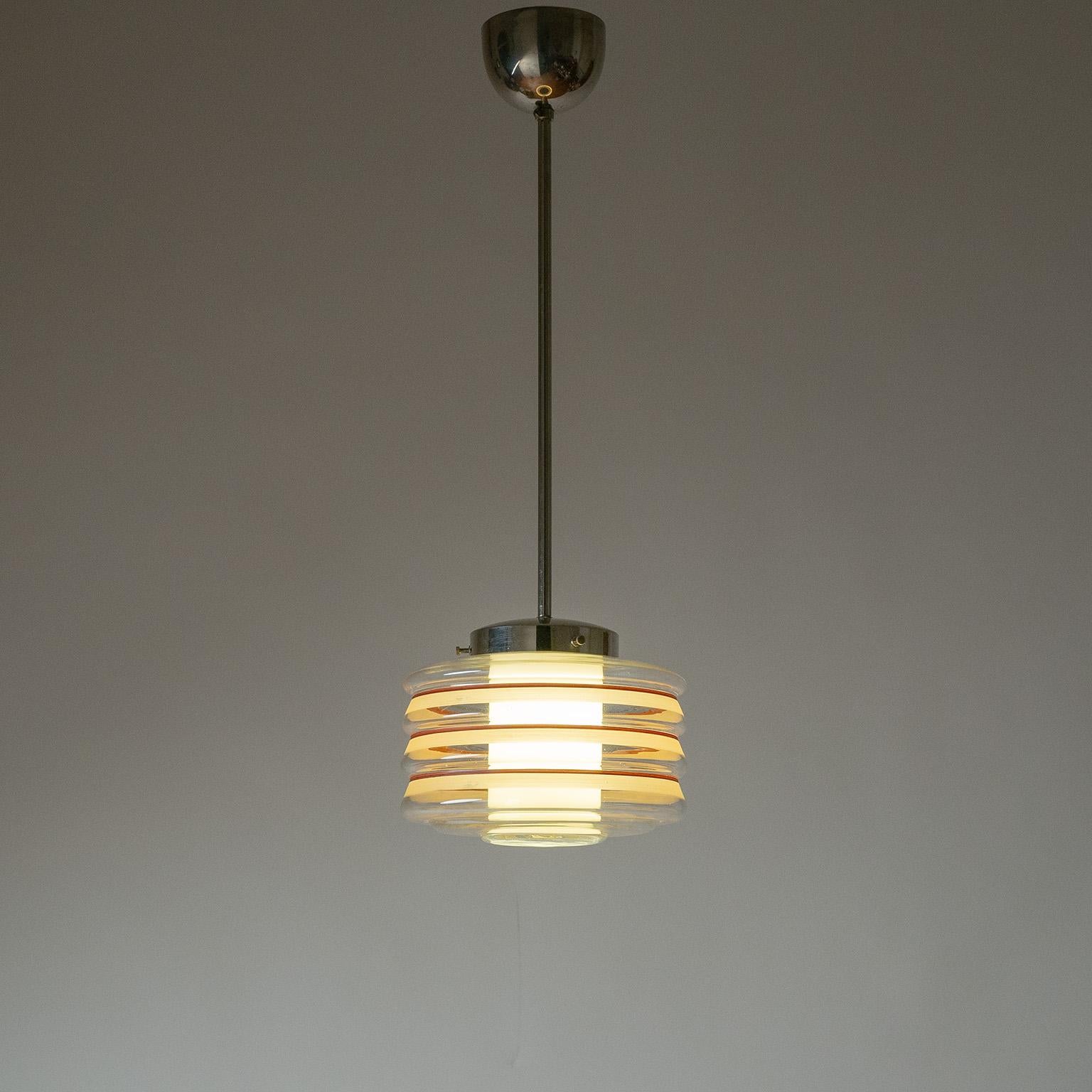 Ciondolo a doppio vetro Art Déco, 1940 circa In condizioni buone in vendita a Vienna, AT