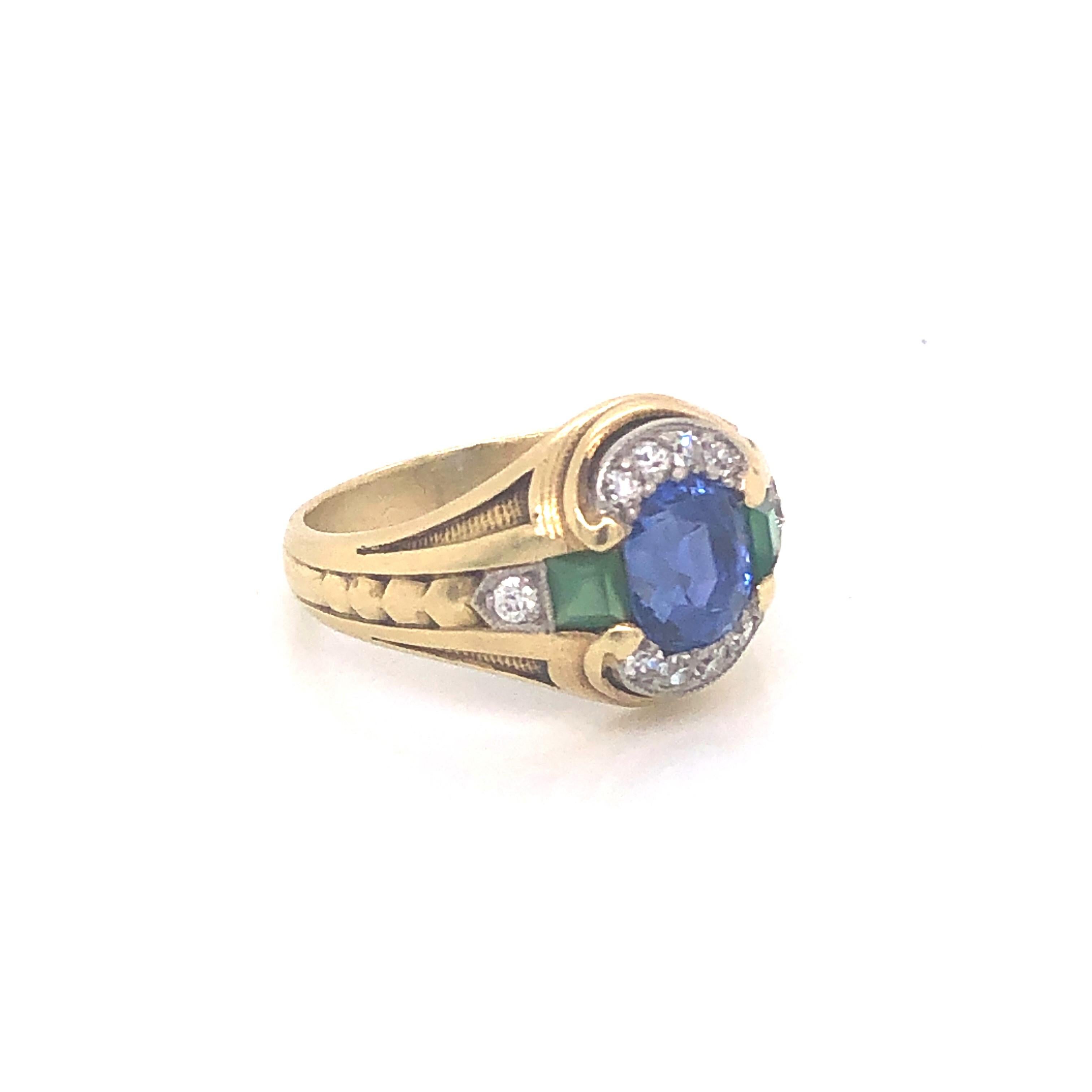 Oval Cut Art Deco Durand & Co. Sapphire, Chrysoprase, Diamond and Gold Ring, circa 1935 For Sale