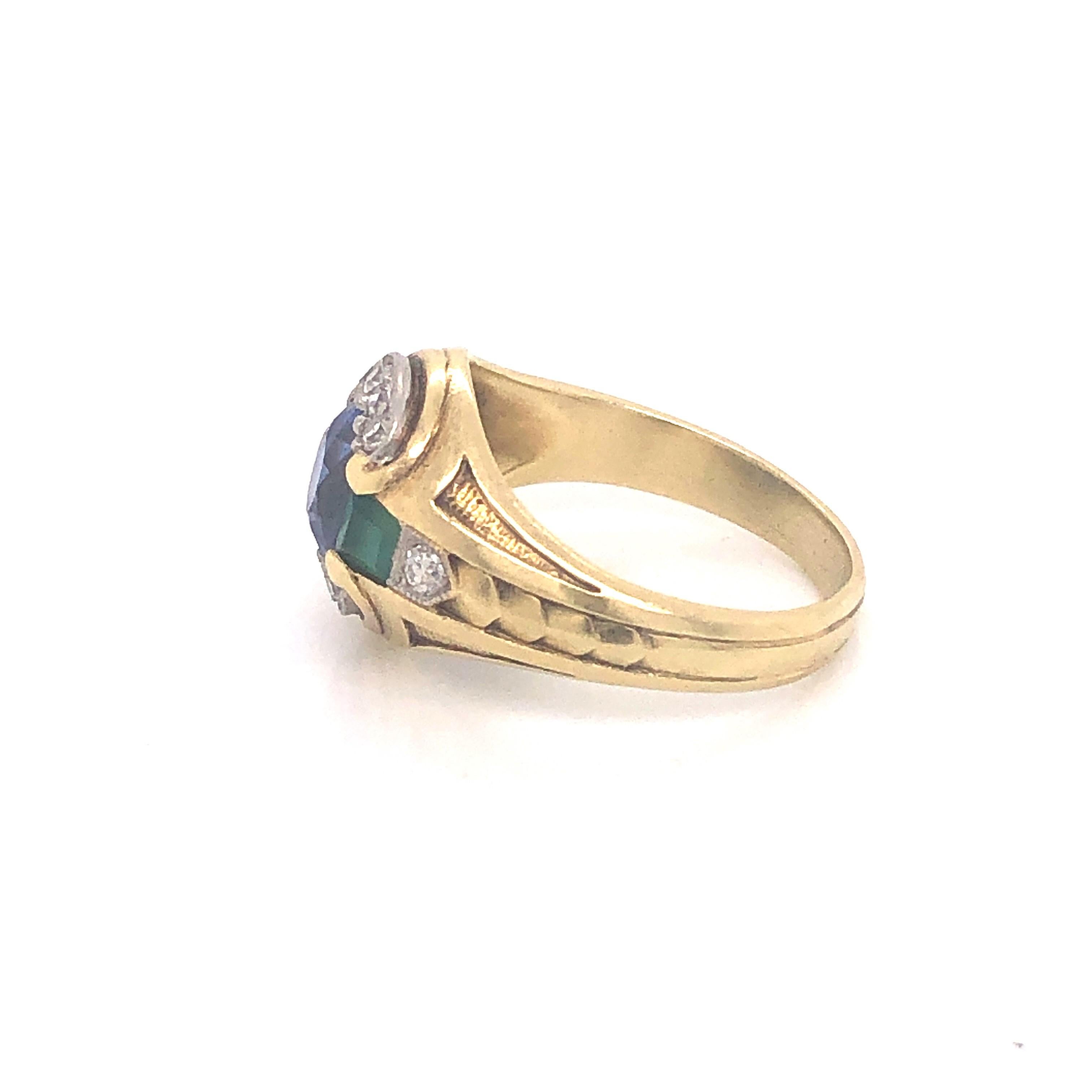 Art Deco Durand & Co. Sapphire, Chrysoprase, Diamond and Gold Ring, circa 1935 For Sale 1