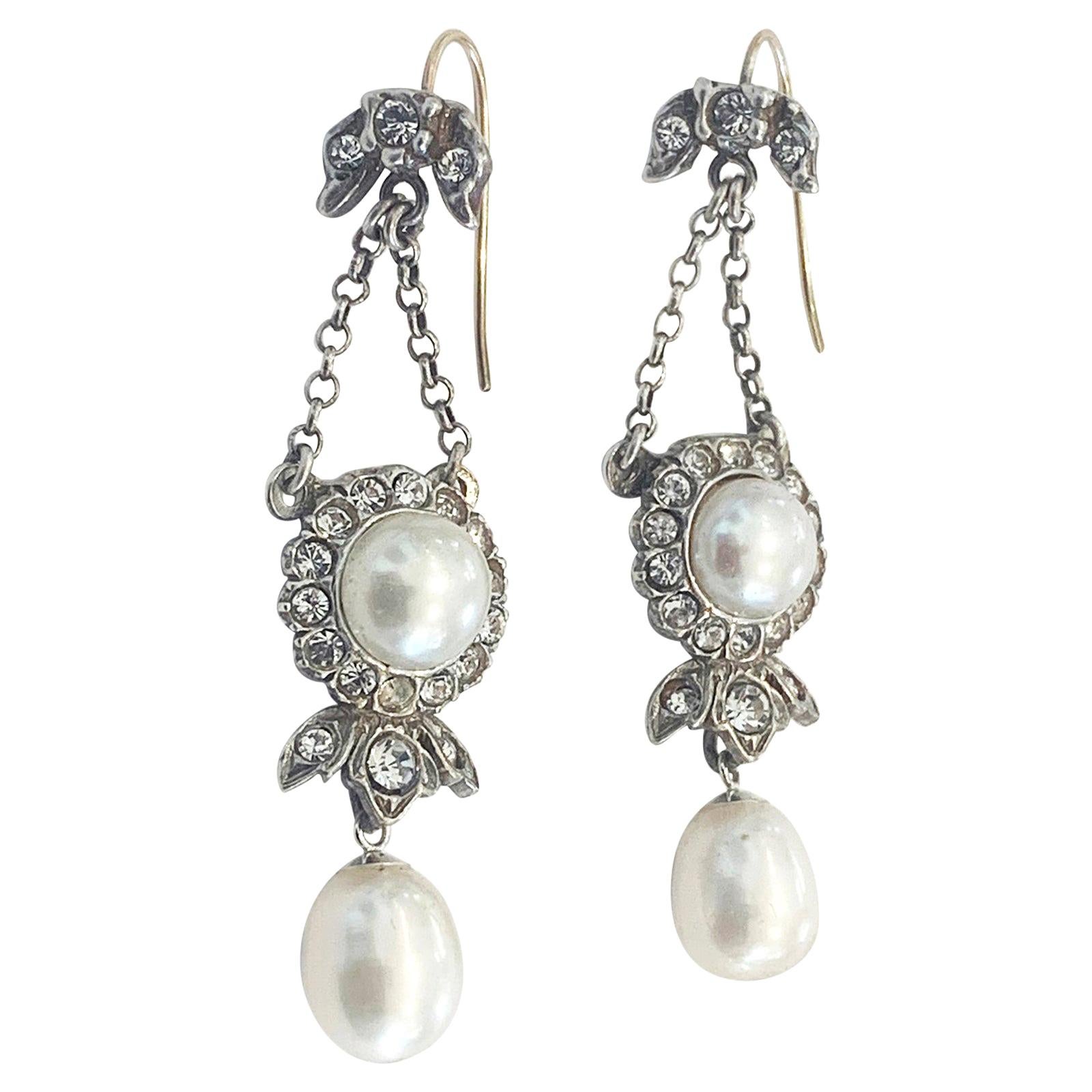 Art Deco Earrings in 9ct gold, silver and Cultured pearls For Sale
