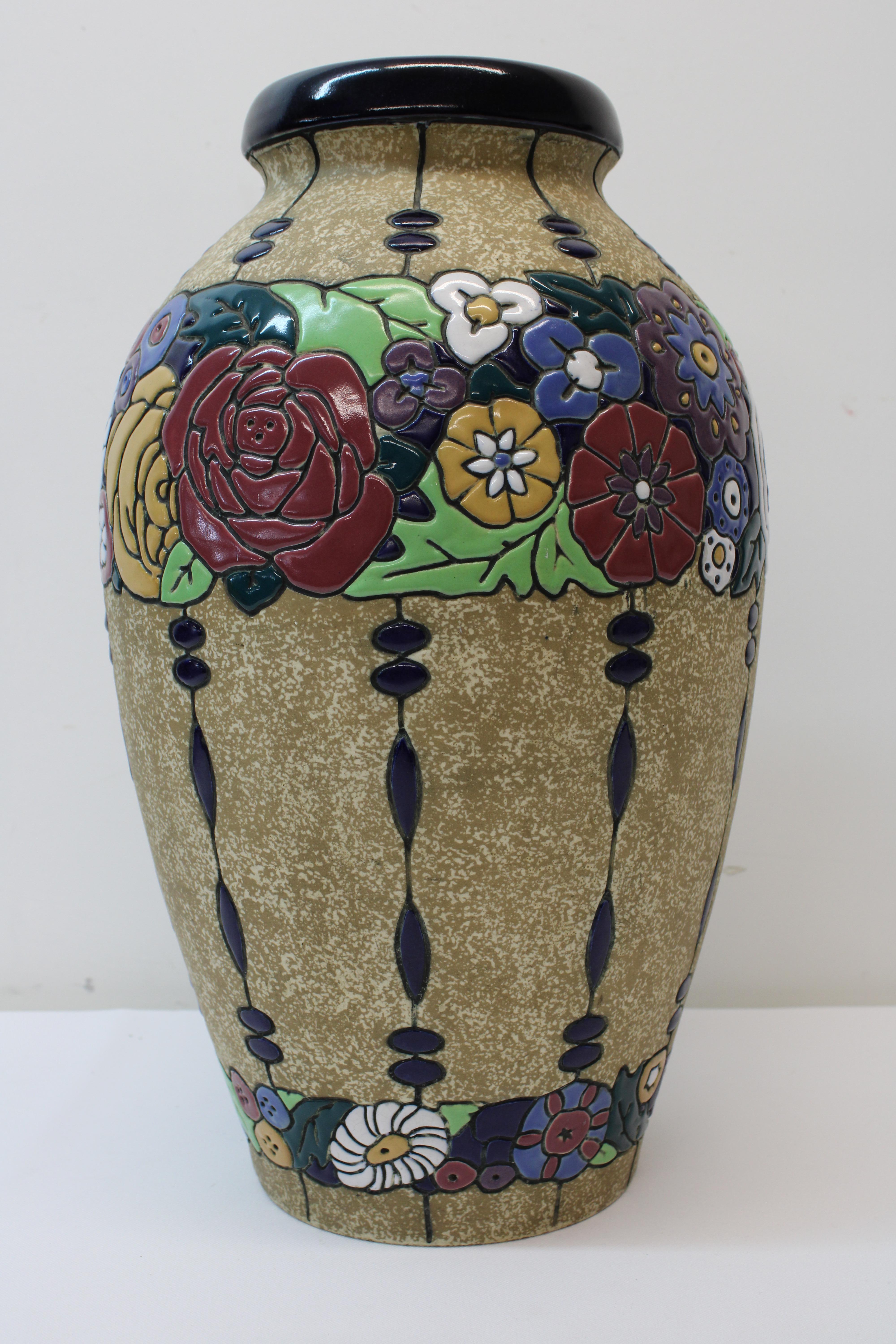 Art Deco Earthenware Flower Motif Vase For Sale 2