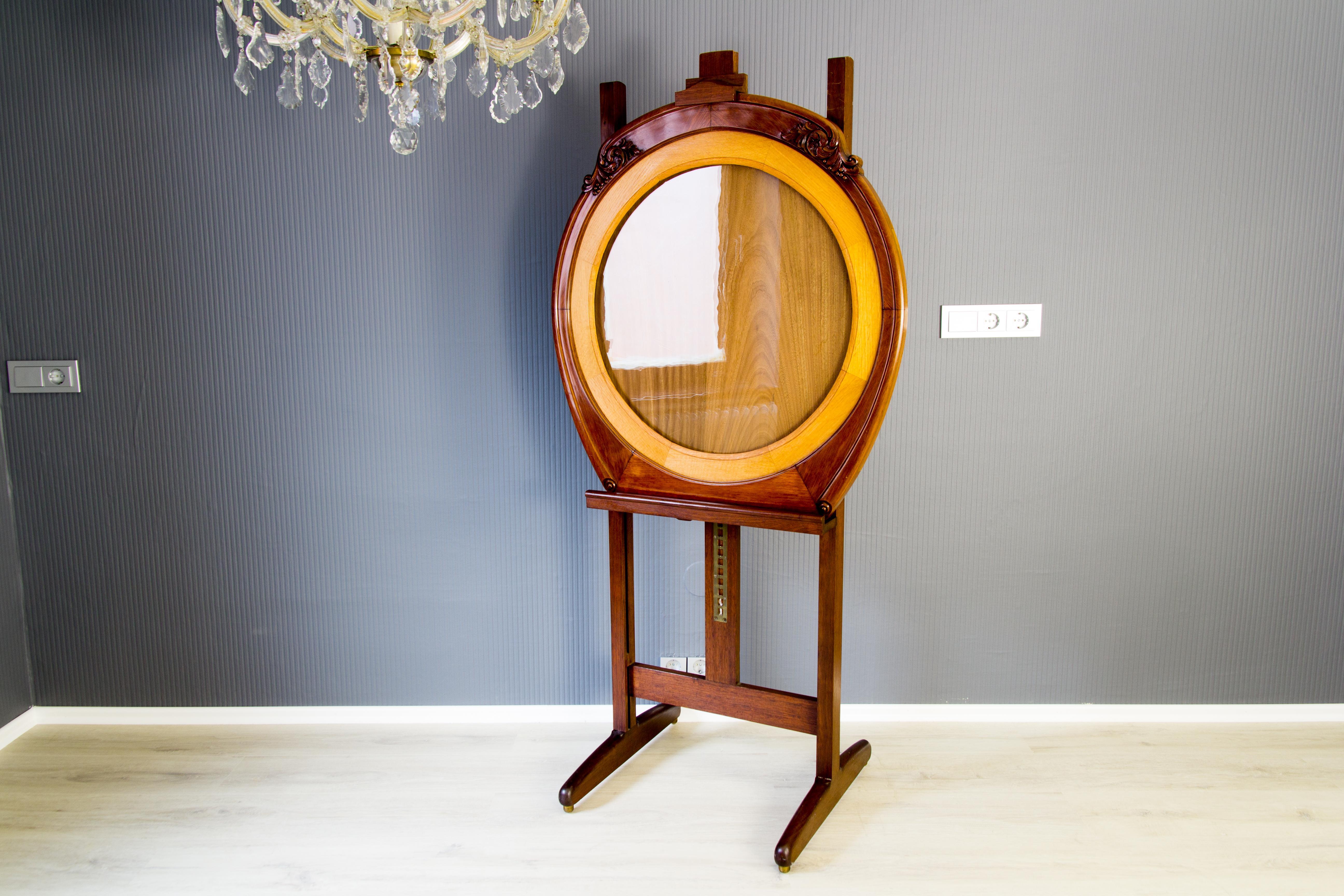 French Art Deco Adjustable Easel or Round Painting Stand Display, 1920's