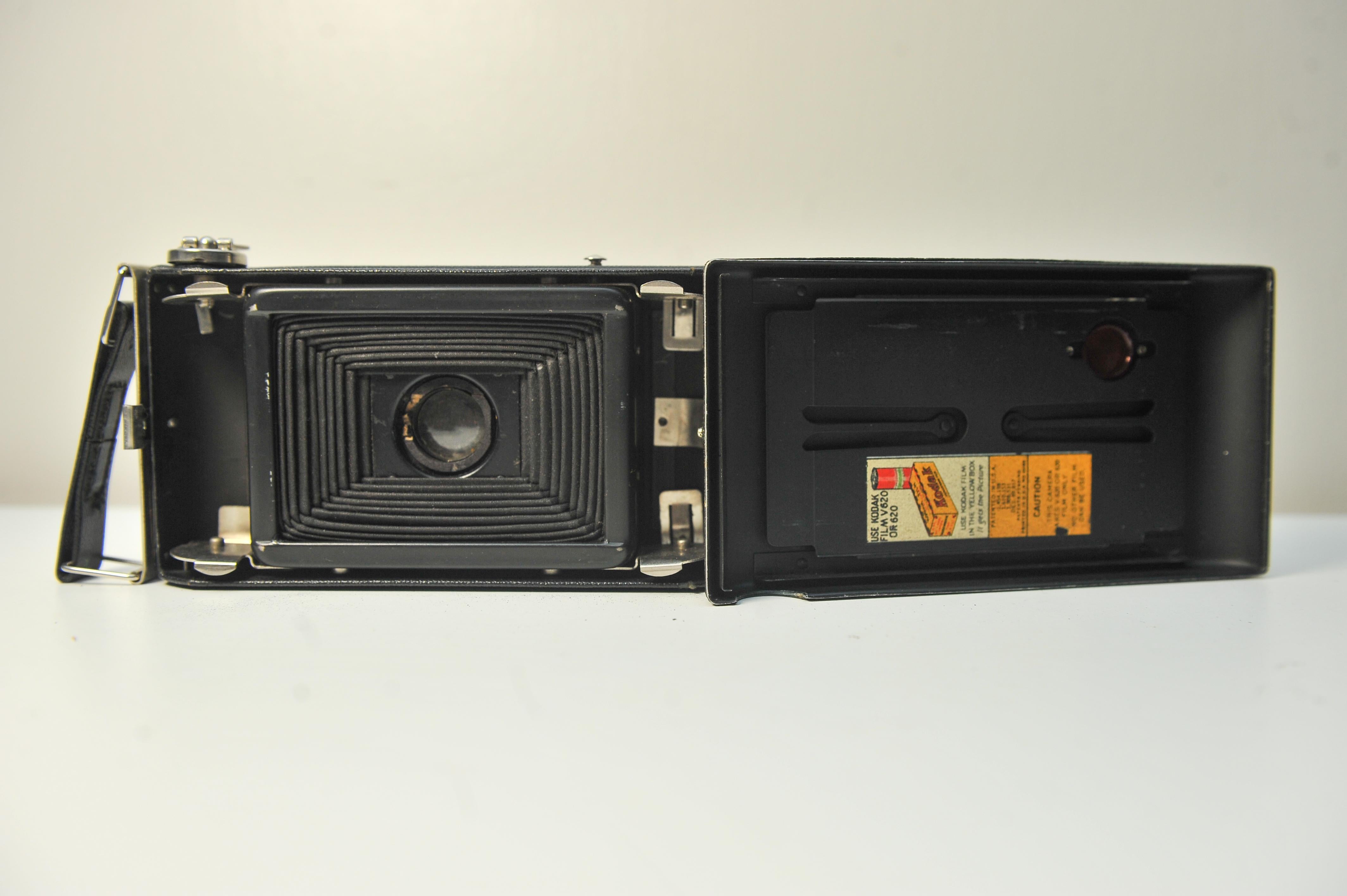 Eastman Kodak Jiffy Kodak Six-20 Folding Camera Art Déco Rochester NY 30's en vente 1