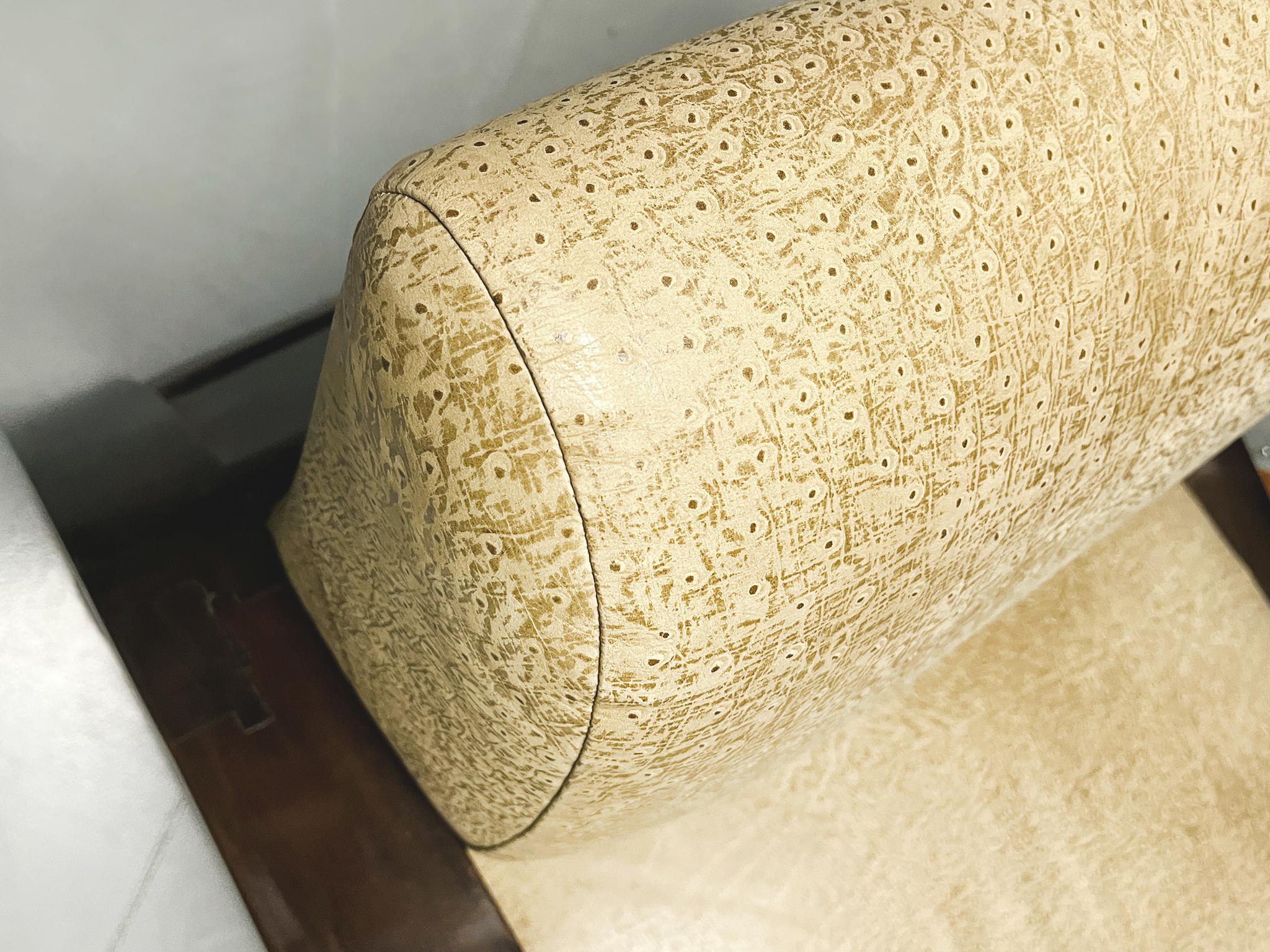 Paire de fauteuils club en bois d'ébène Art Déco en vente 4