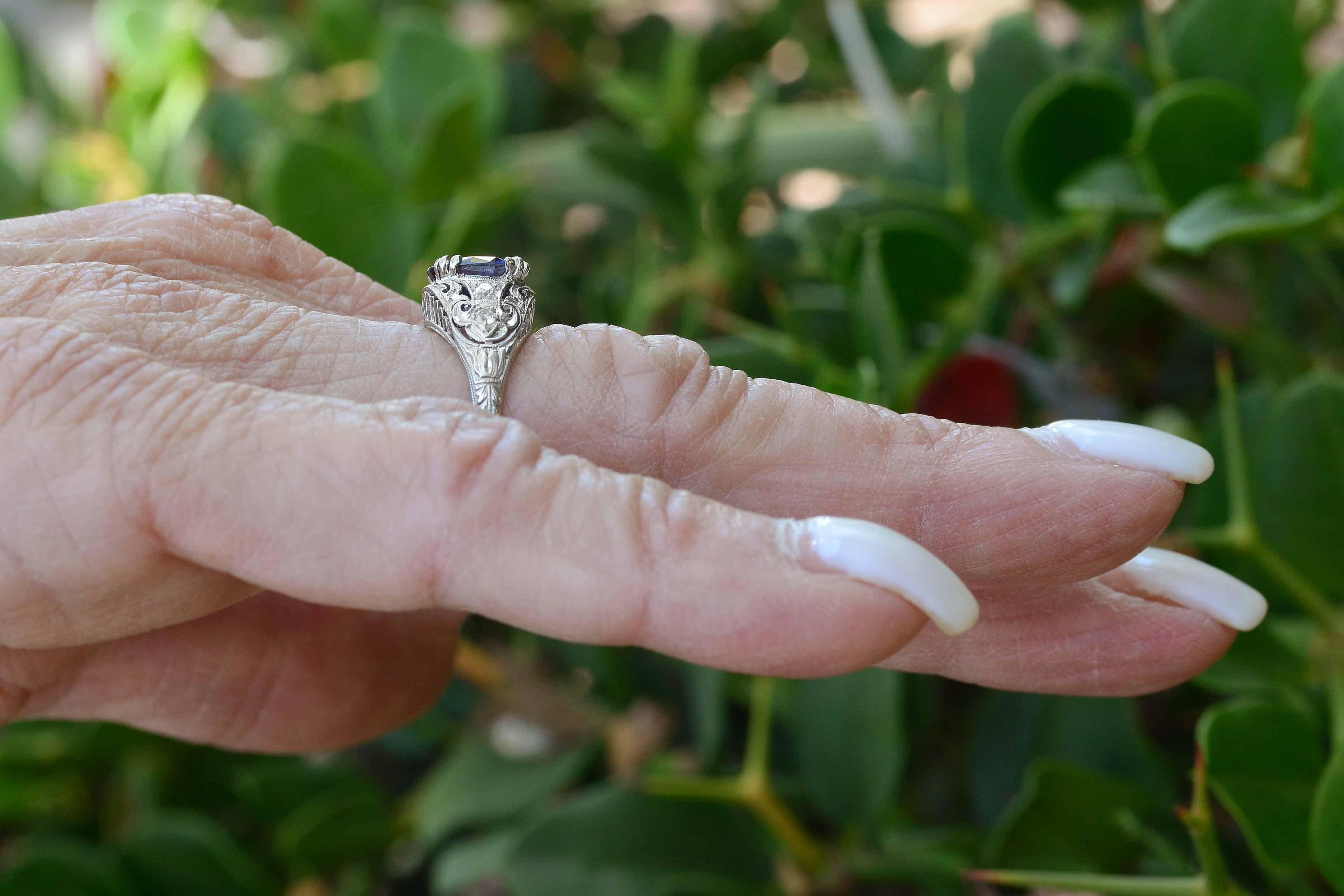 Art Deco Edwardian Blue Sapphire Diamond Filigree Gem Solitaire Engagement Ring In Good Condition In Santa Barbara, CA