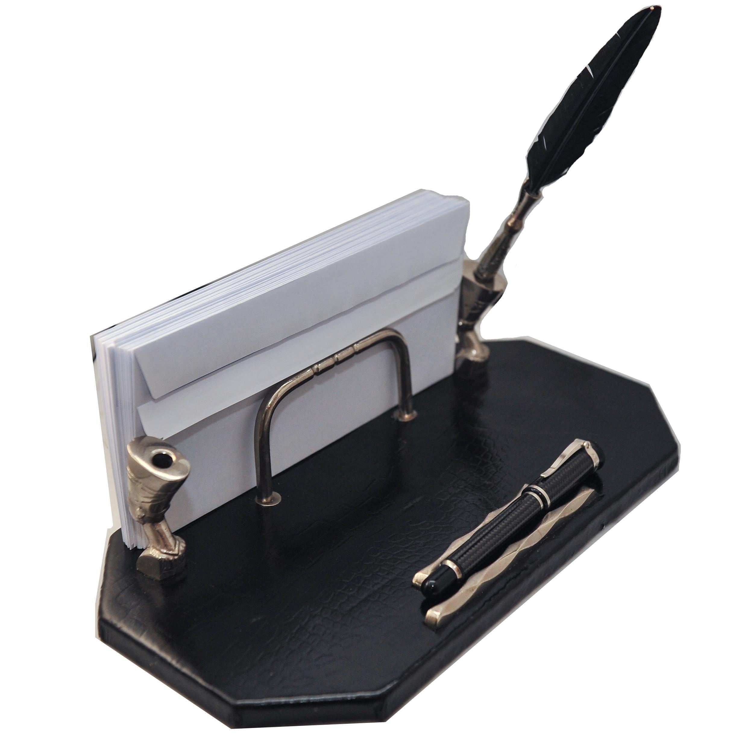 Schreibtischset aus ägyptischem Kunstschlangenhaut im Art déco-Stil, Aschenbecher und Briefständer  im Zustand „Gut“ im Angebot in High Wycombe, GB