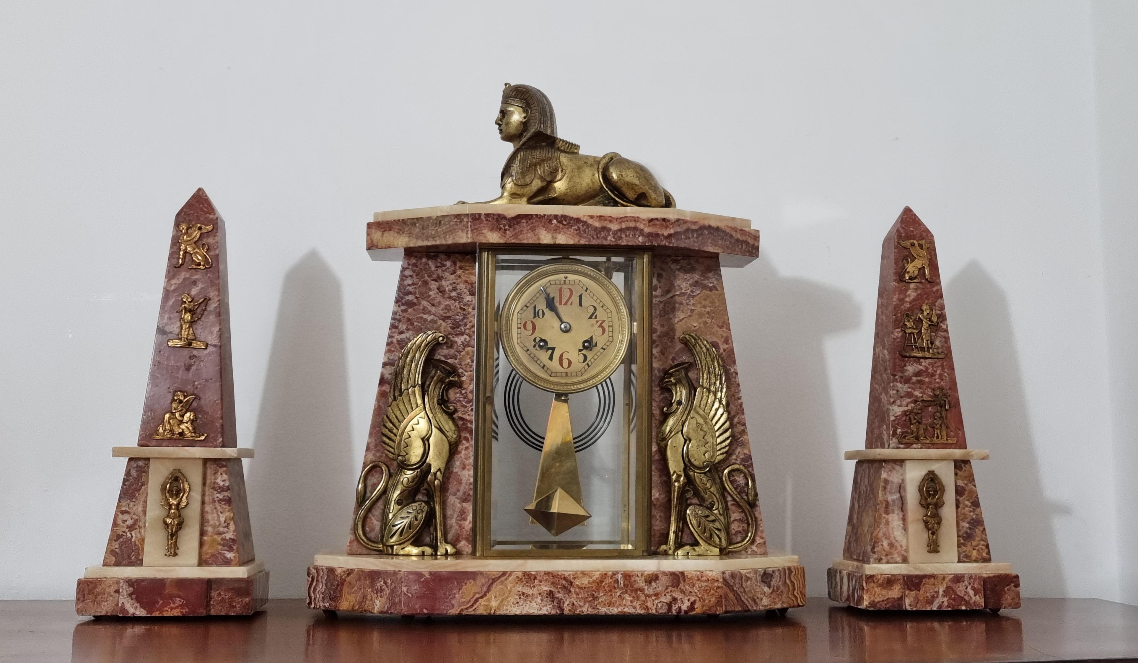 Art Deco Egyptian Revival Clock Set with Pair of Obelisks For Sale 5