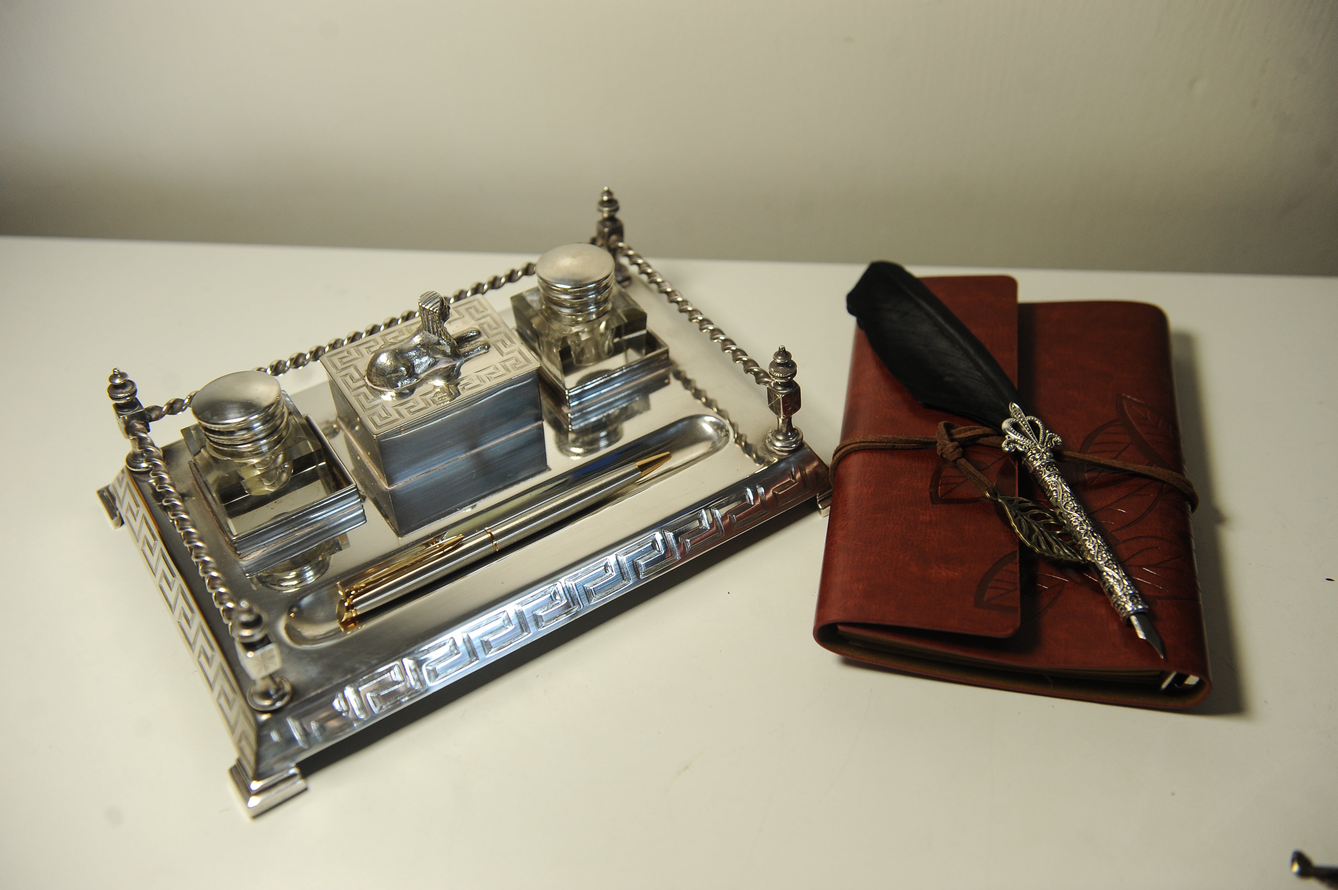 Art Deco Egyptian Revival Desk Stand, Two Cut Glass Inkwells With A Pen Tray For Sale 2