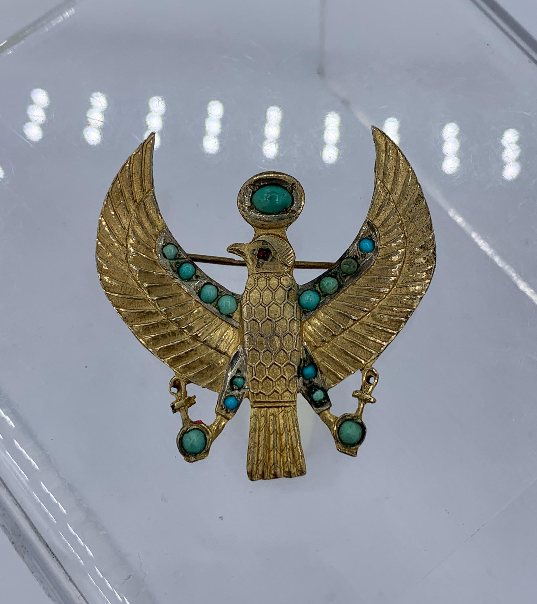 Art Deco Egyptian Revival Horus Falcon Brooch Pendant Necklace Turquoise Garnet In Good Condition In New York, NY