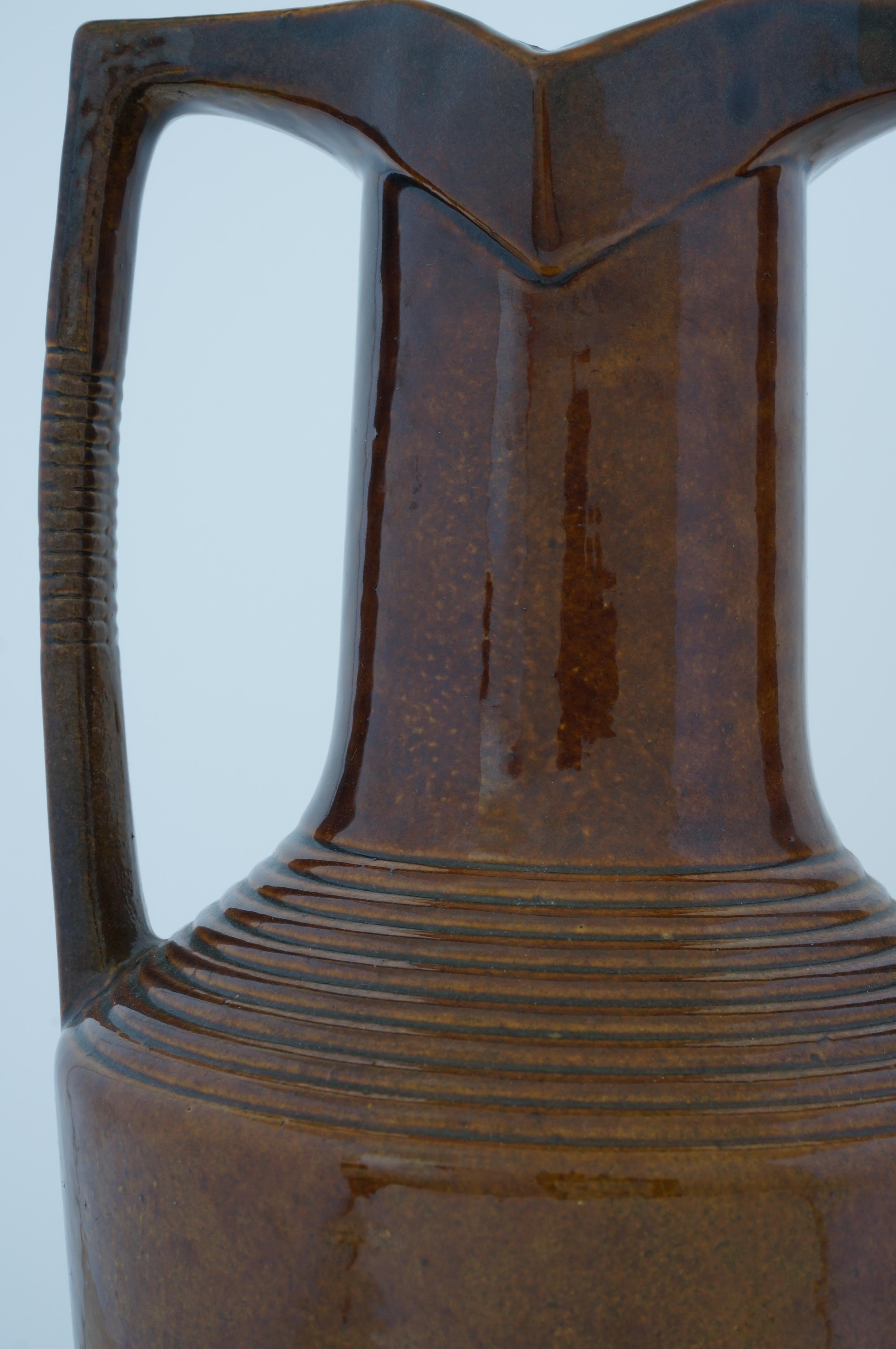 Vase im ägyptischen Stil im Art déco-Stil (Unbekannt) im Angebot