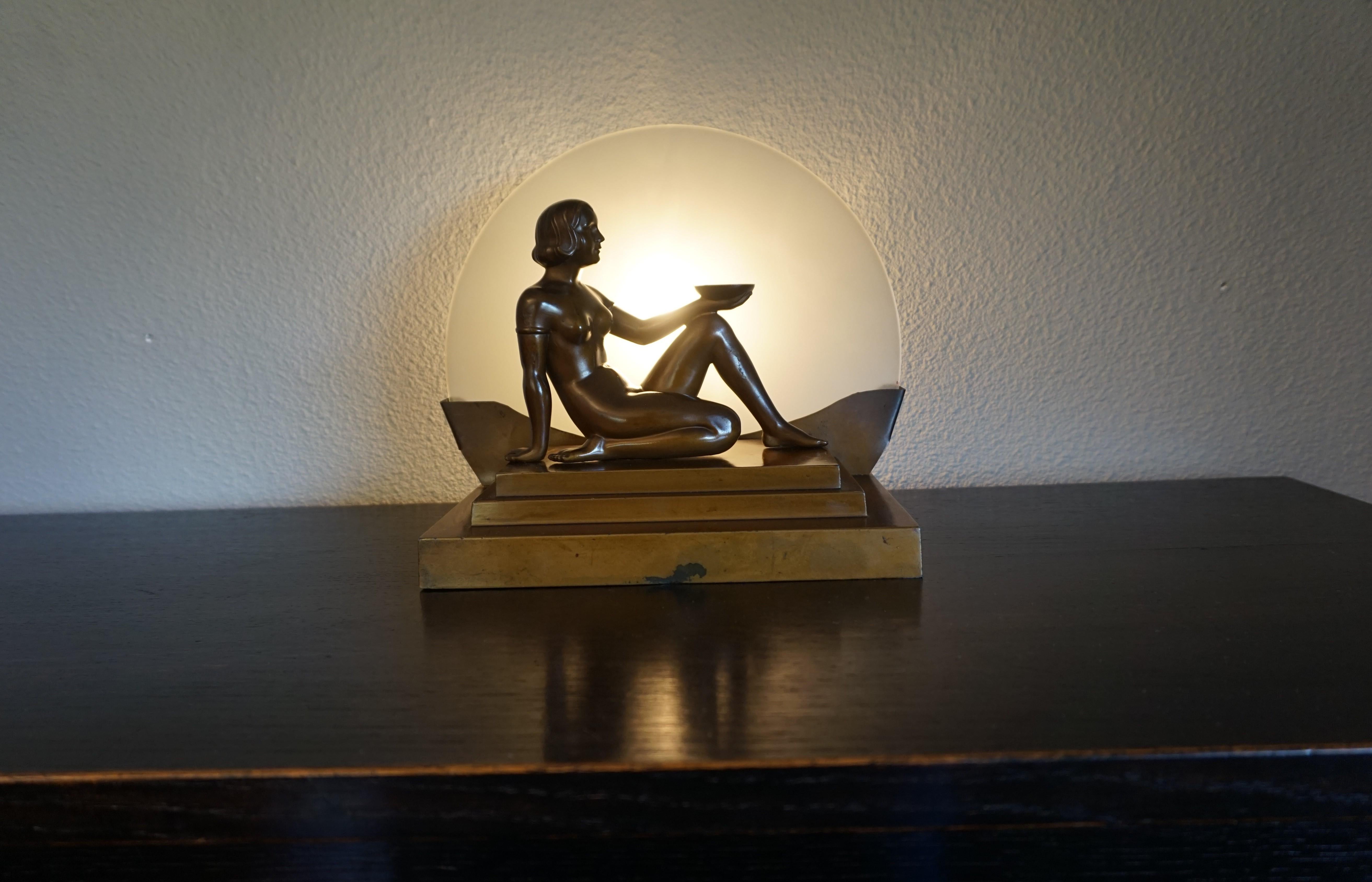 Art Deco Egyptian Style Bronzed Lady Sculpture & Moonlight Silhouette Table Lamp 9