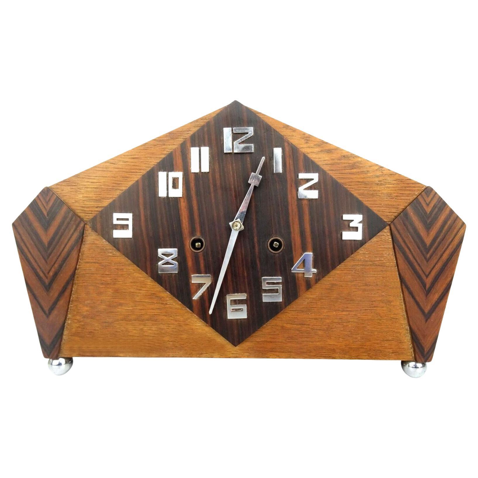 Art Deco Eight Day Mantel Chiming Clock by Pfeilkreuz Junghans, c1930