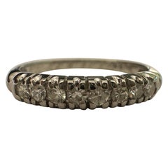 Art Deco Eight-Stone Diamond and 18K White Gold Band