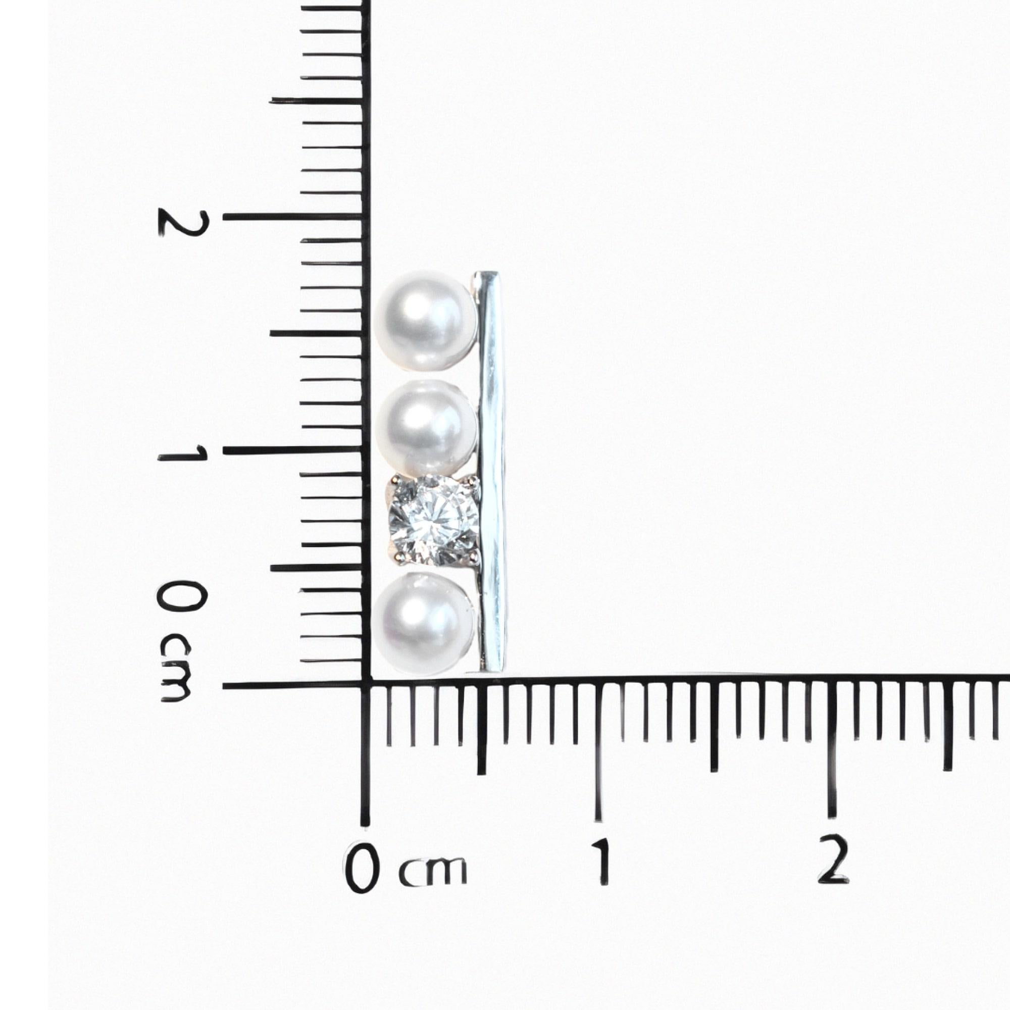 Women's Art Deco Sterling Silver Pearl Stud Earrings For Sale