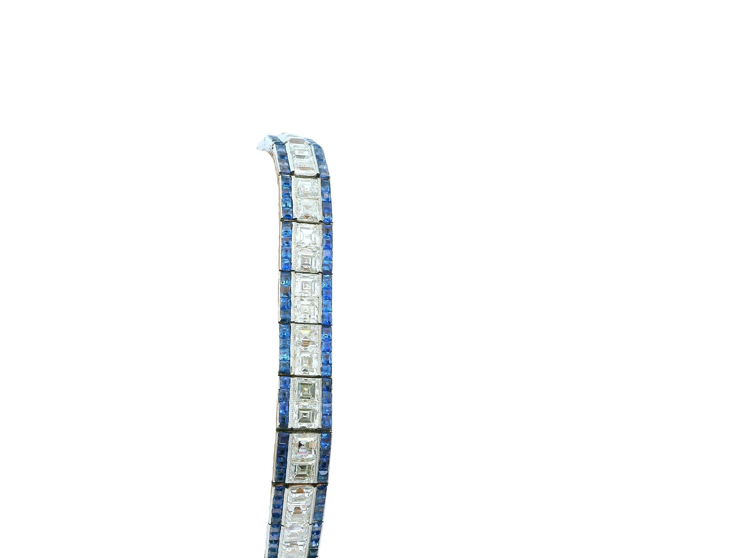 Elegancia Art Decó: Pulsera de platino, diamantes y zafiros en venta 1