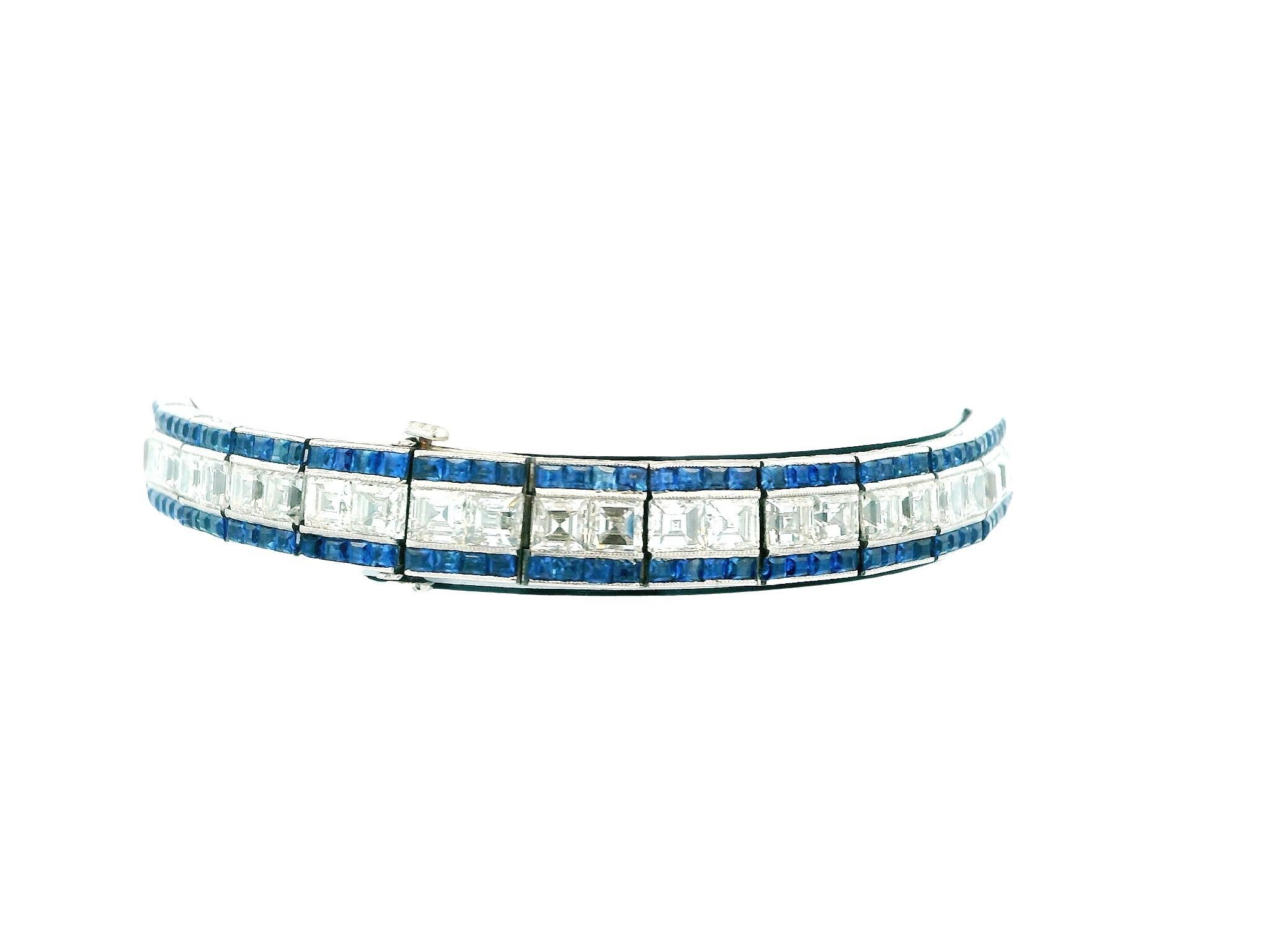 Elegancia Art Decó: Pulsera de platino, diamantes y zafiros en venta 2
