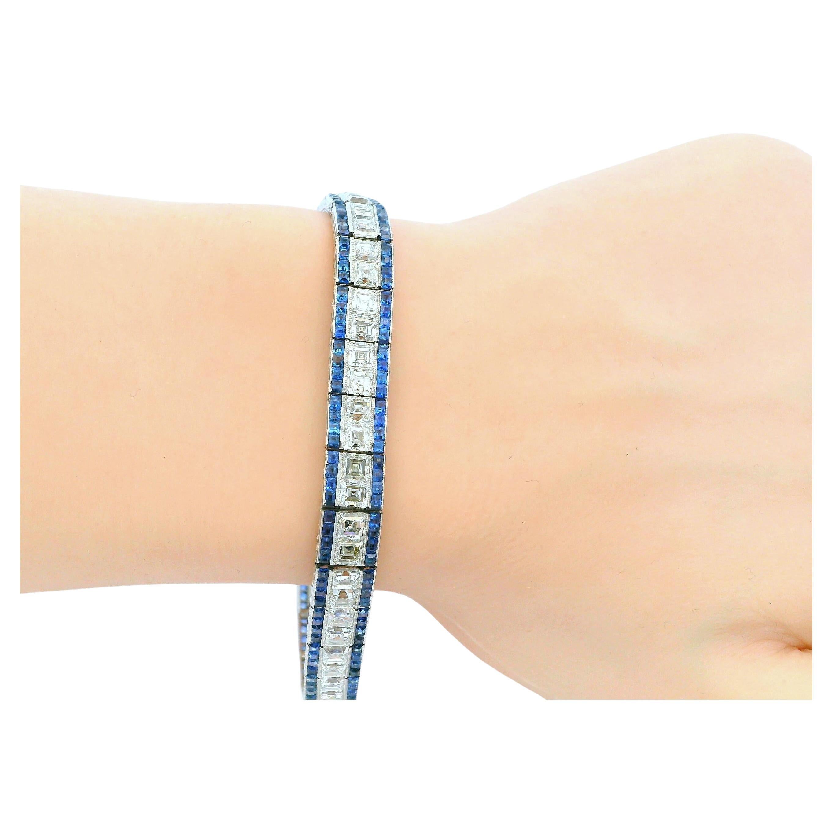 Elegancia Art Decó: Pulsera de platino, diamantes y zafiros en venta