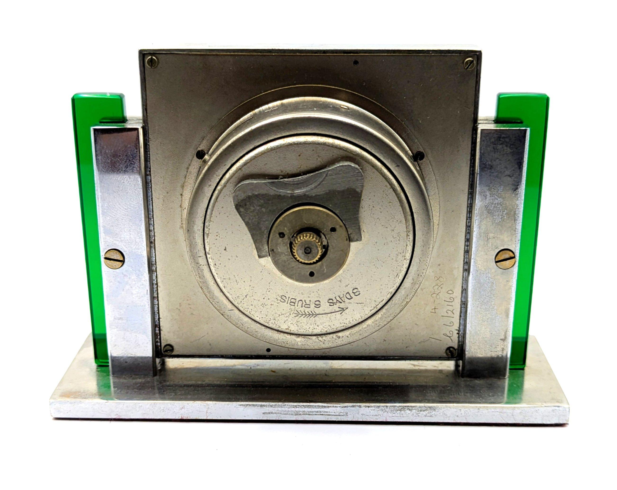 20th Century Art Deco Elegant Chrome-Plated Desk Clock by Mappin & Webb, c1930 For Sale