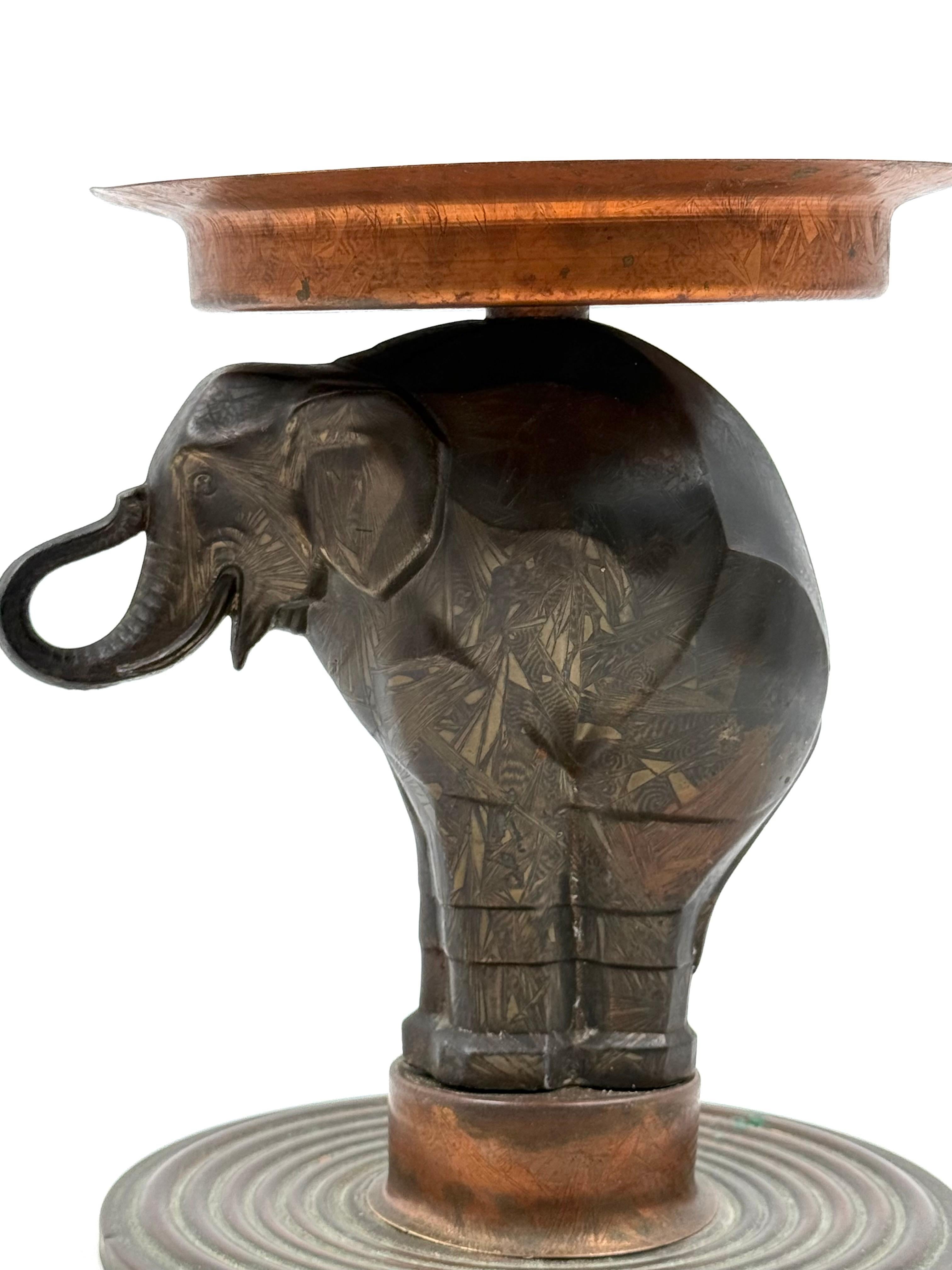 Early 20th Century Art Deco elephant coupe vide poche, France 1930s in vendita