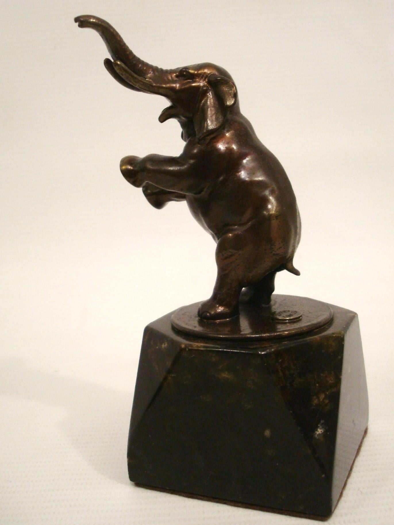 Metal Art Deco Elephant Paperweight. Retailed by Asprey - London 1930´s For Sale