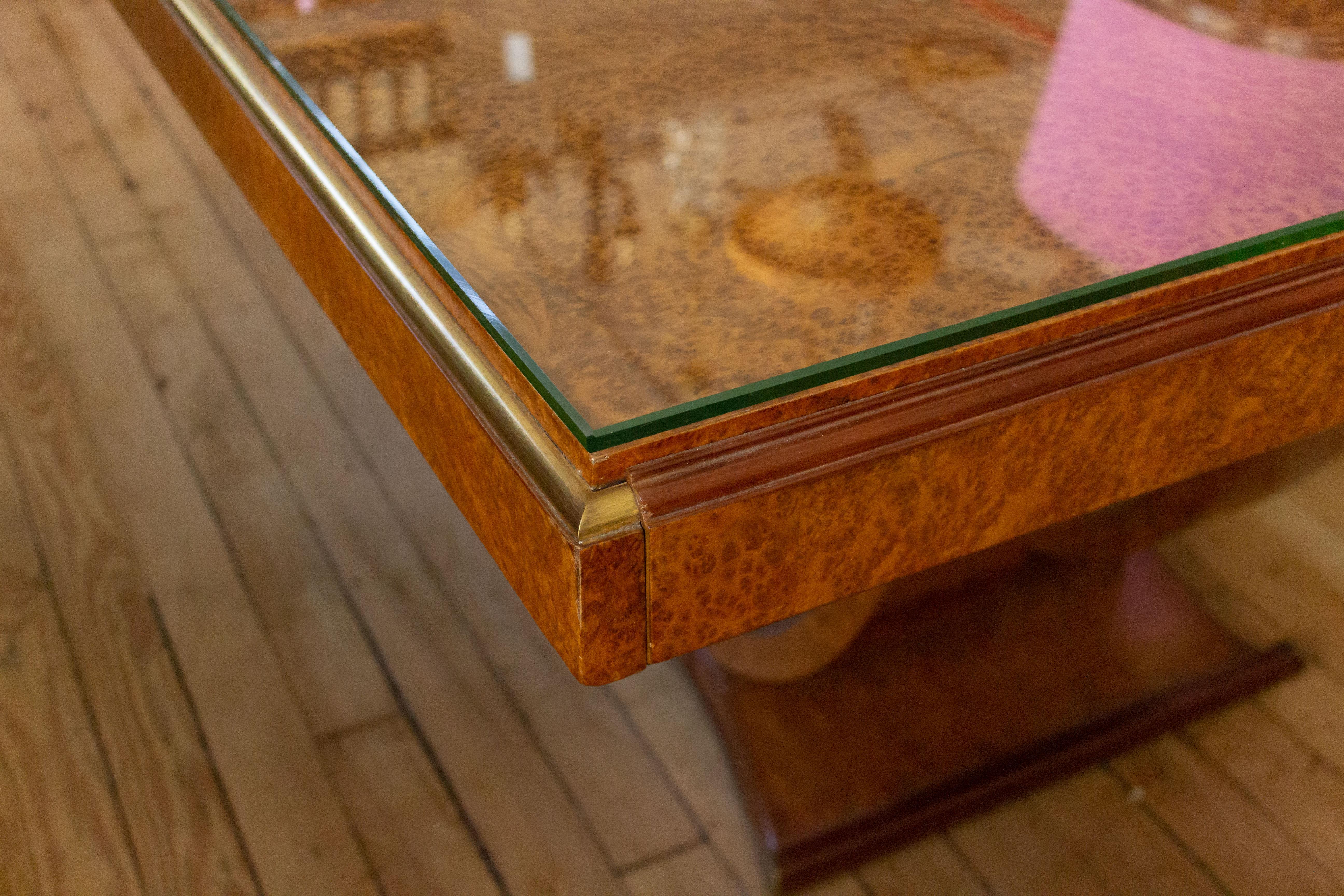 Art Deco Elm Burl Dining Table (Französisch)