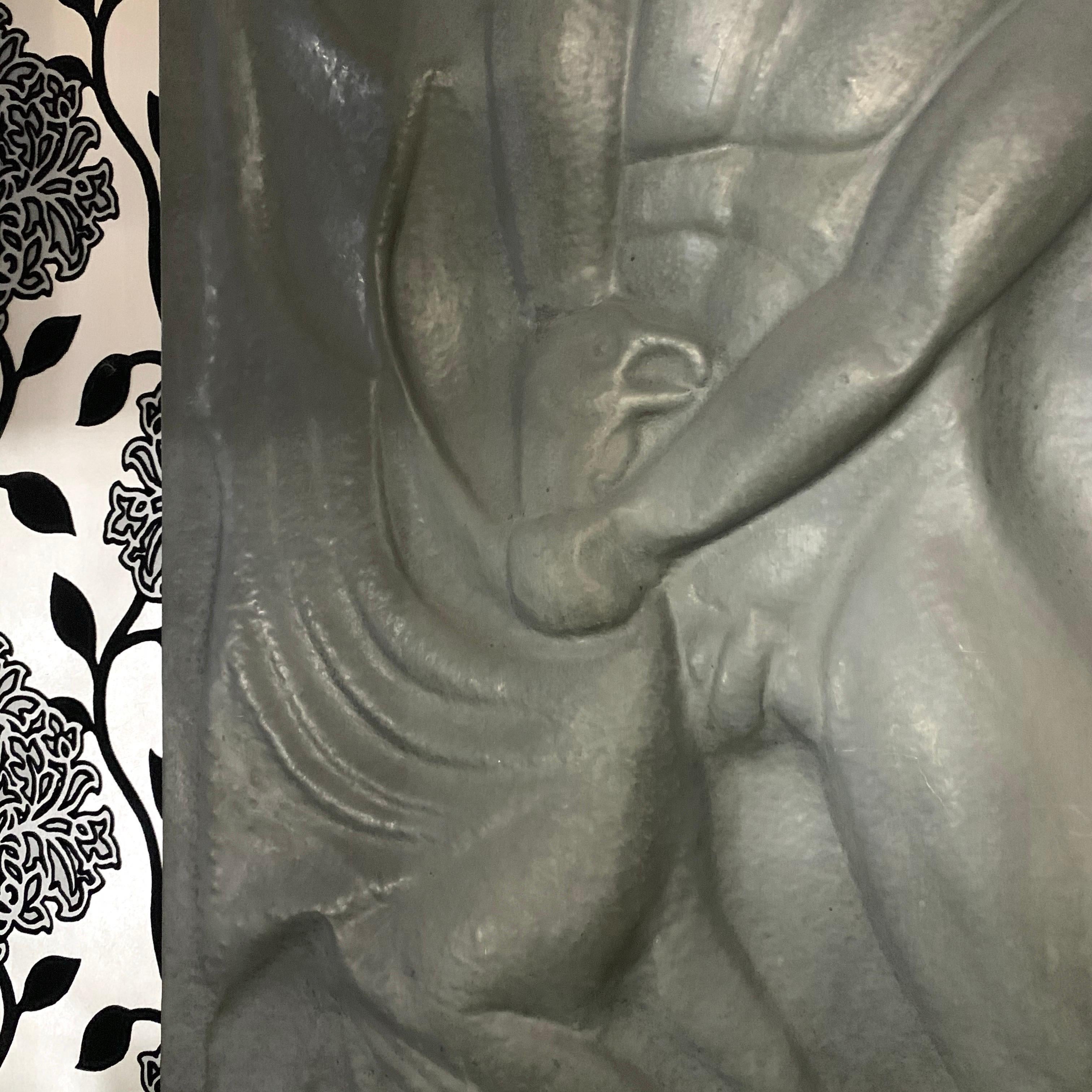 Scultura a pannello in peltro goffrato Art Deco, anni '20 in vendita 2