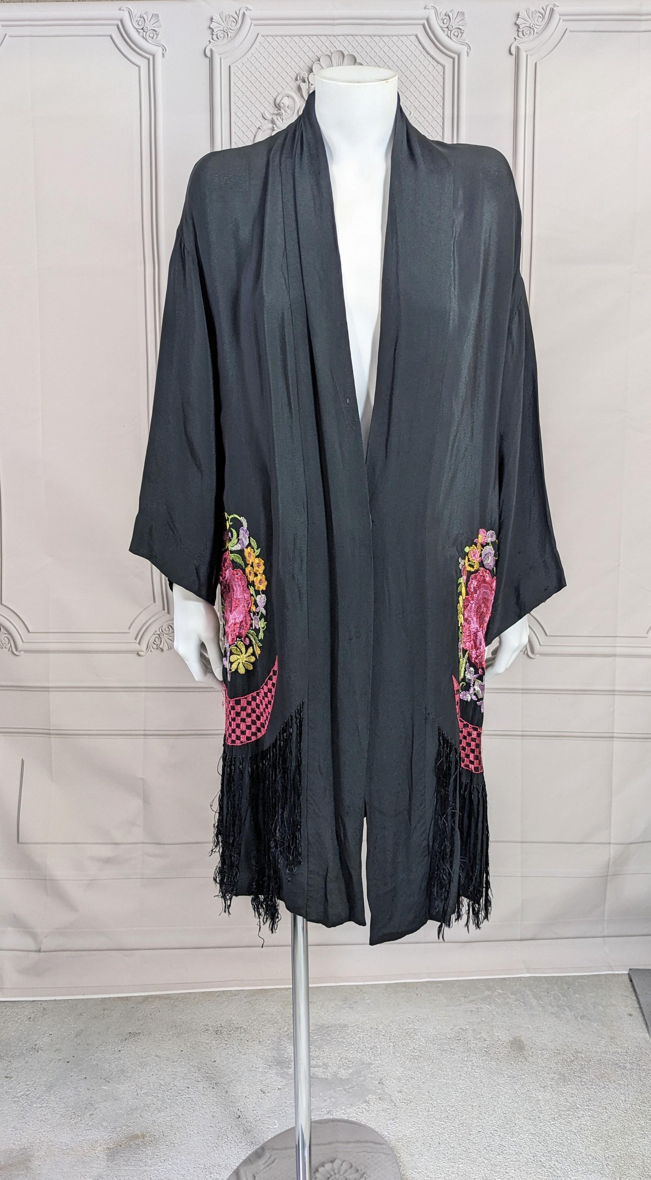 Art Deco Embroidered Fringe Robe In Good Condition For Sale In New York, NY