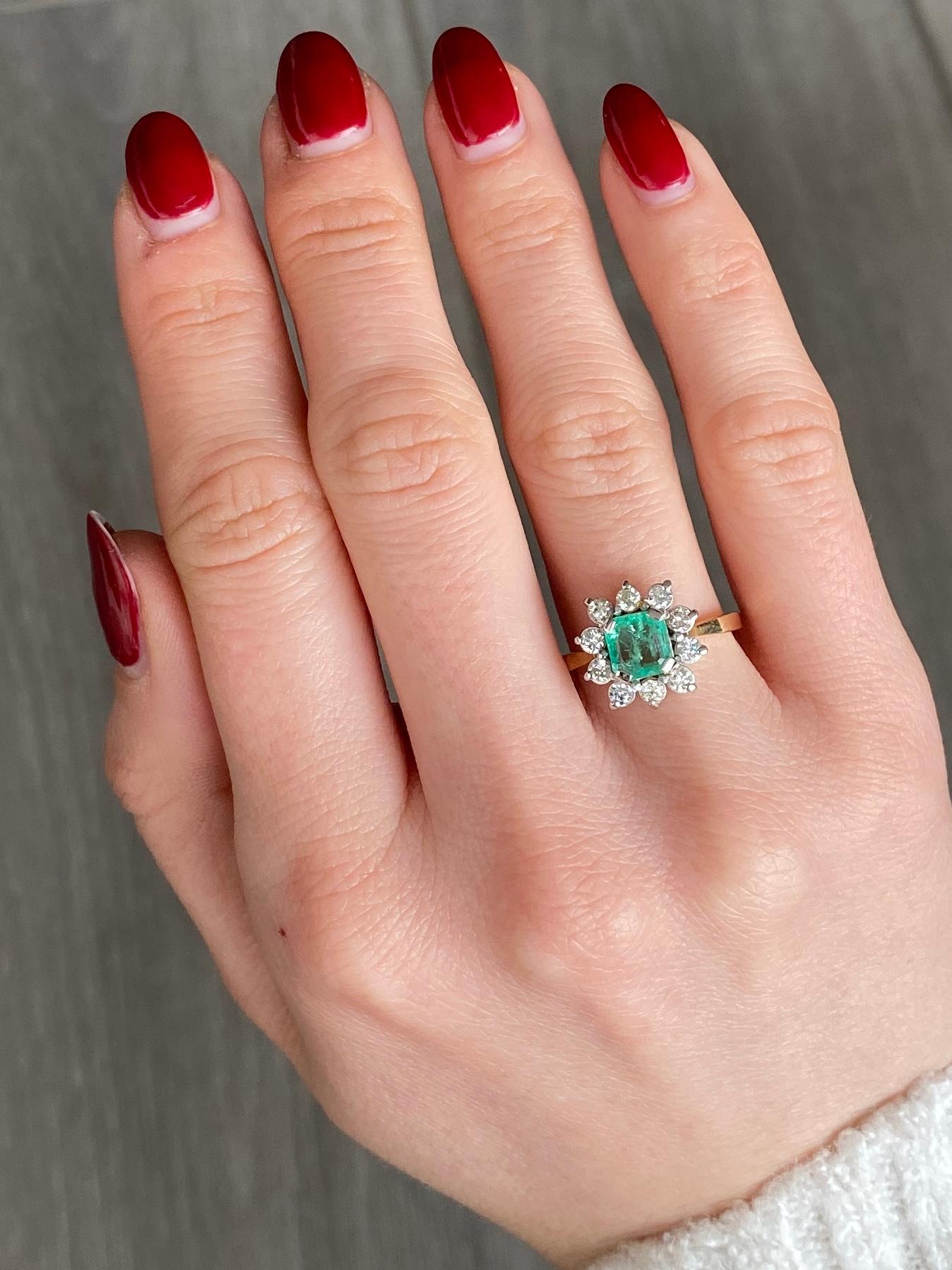 Women's Art Deco Emerald and Diamond 18 Carat Gold Cluster