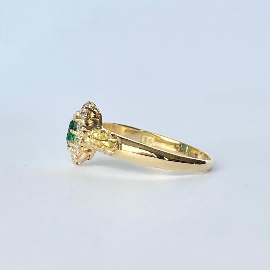 Art Deco Emerald and Diamond 18 Carat Gold Cluster Ring In Good Condition In Chipping Campden, GB