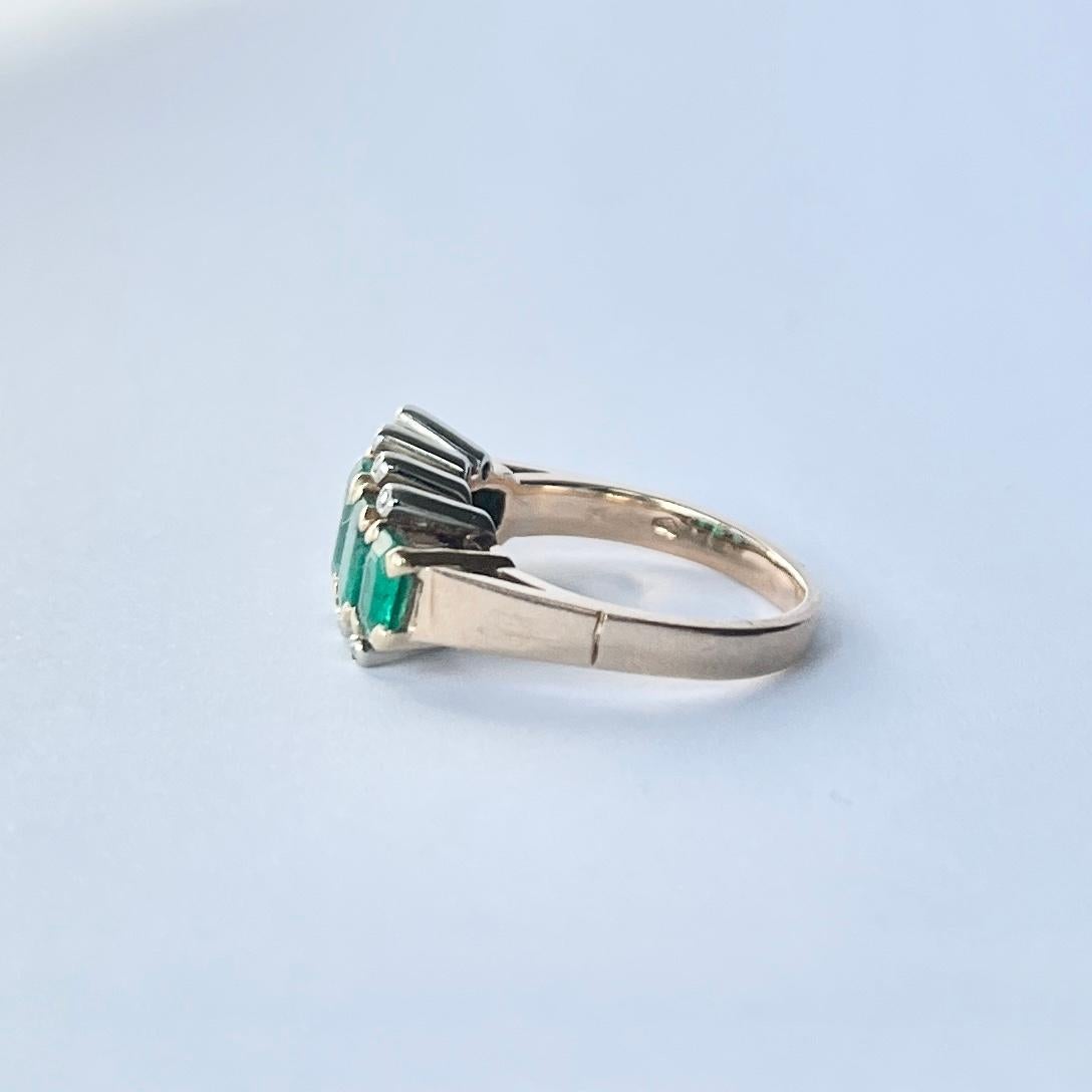 Art Deco Emerald and Diamond 18 Carat Gold Five-Stone Ring 1