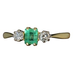 Art Deco Emerald and Diamond 18 Carat Gold Trilogy Ring, circa 1930