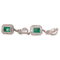 Art Deco Emerald and Diamond 18 Karat White Gold Drop Earrings
