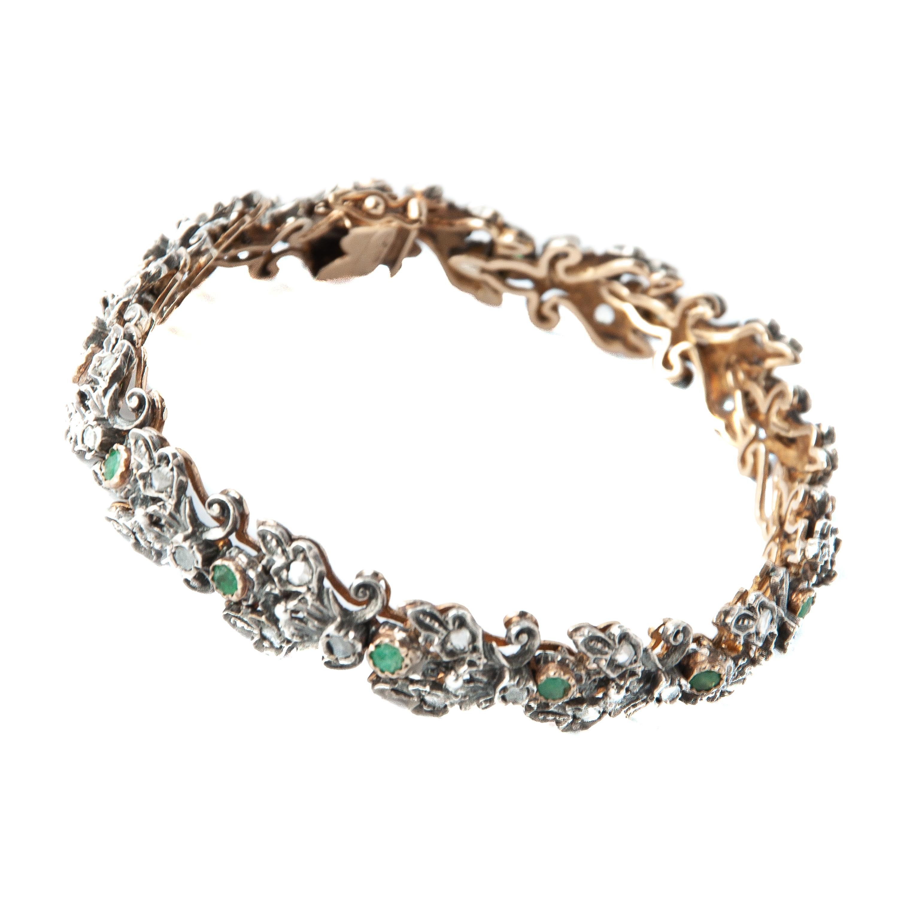 Bracelet édouardien ancien en or avec émeraudes et diamants Bon état - En vente à Rotterdam, NL