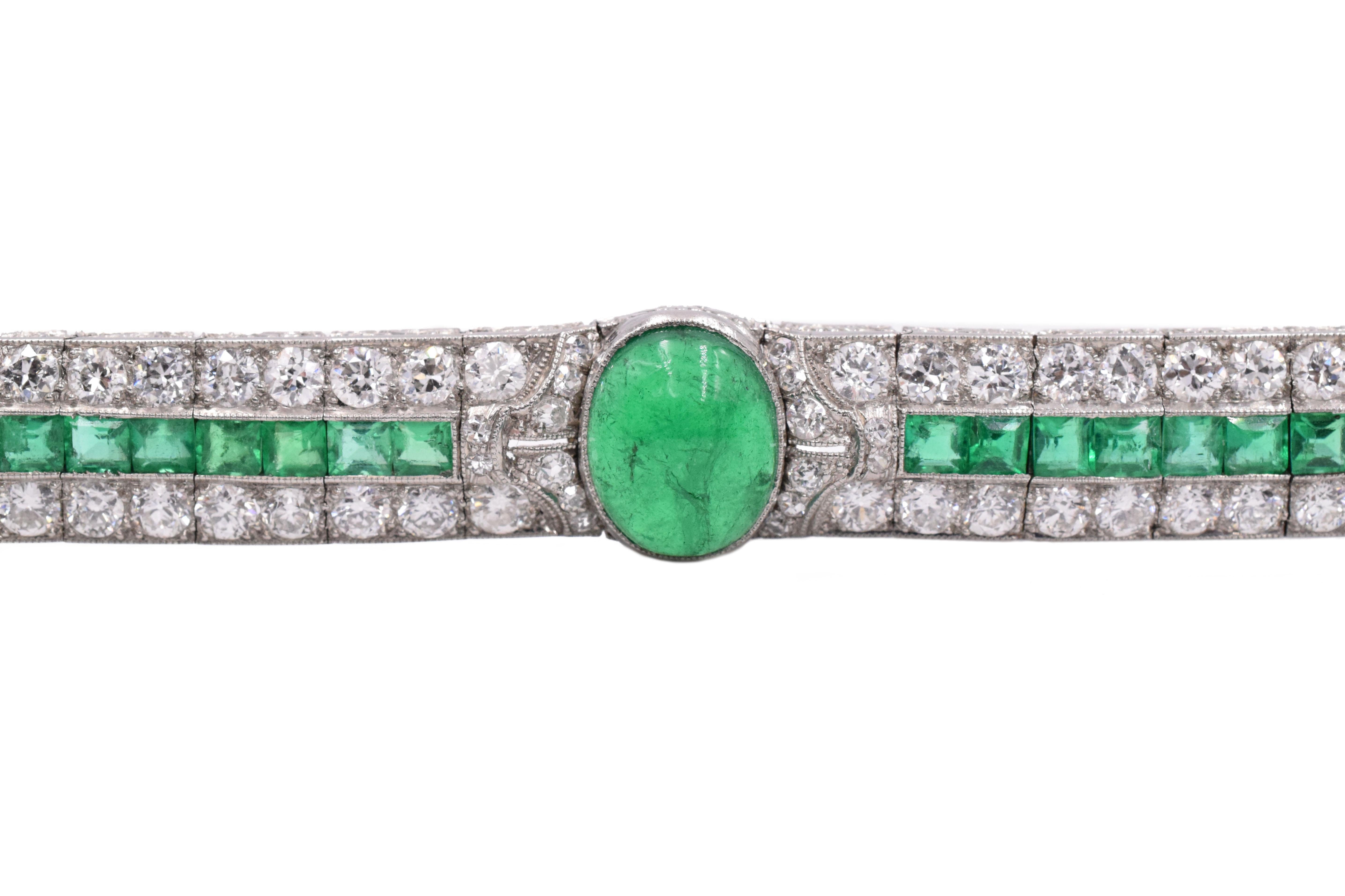 Art-déco-Armband mit Smaragd und Diamanten (Radiantschliff) im Angebot