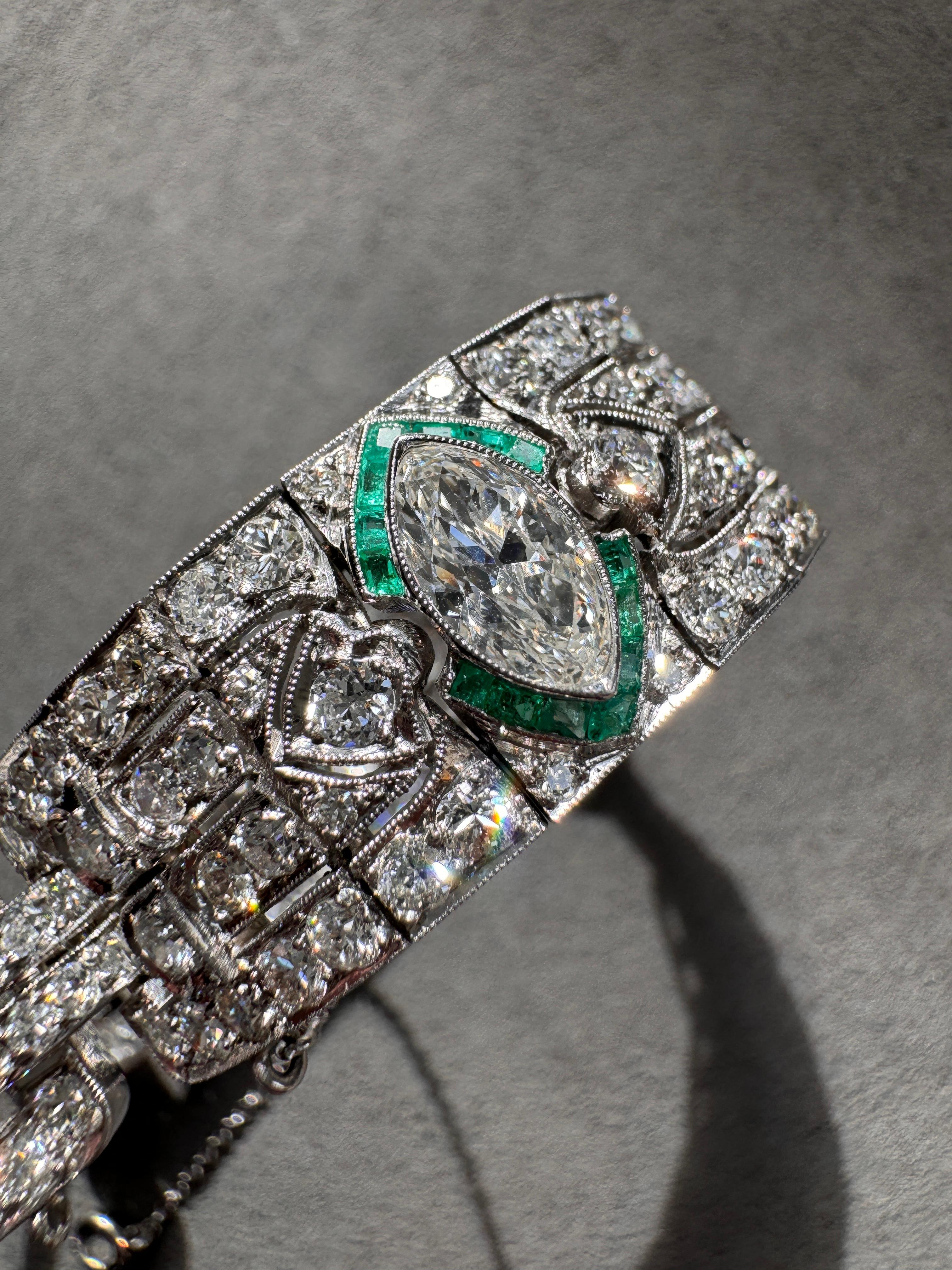 Art Deco Emerald and Diamond Bracelet For Sale 2