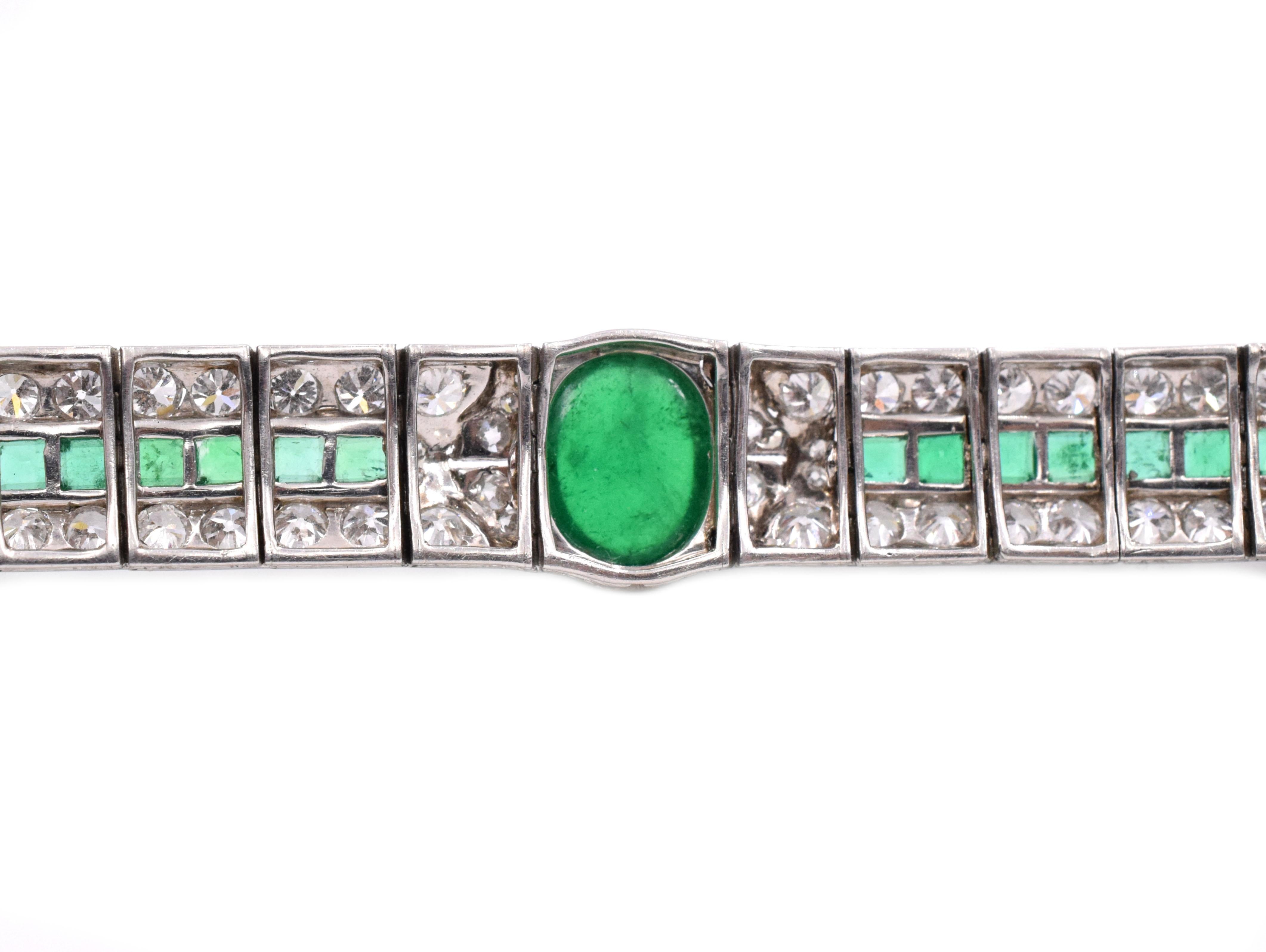Art-déco-Armband mit Smaragd und Diamanten im Angebot 1