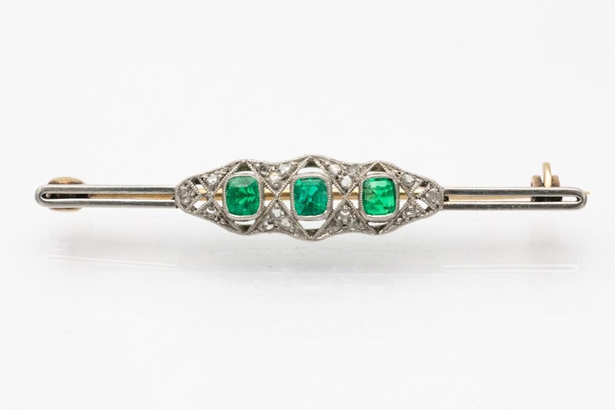 Art Deco Emerald and Diamond Brooch, circa 1930s