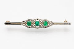 Art Deco Emerald and Diamond Brooch, circa 1930s