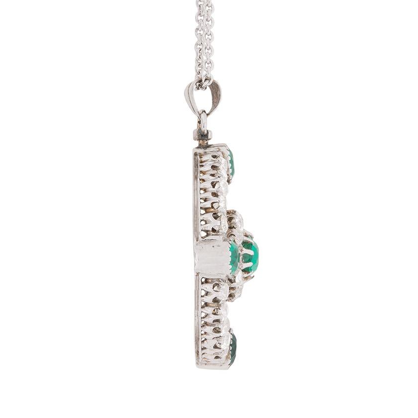 Art Deco Emerald and Diamond Cluster Pendant, circa 1920s In Excellent Condition In London, GB