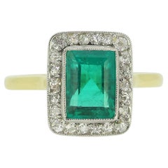 Art Deco 2.00 Carat Colombian Emerald and Diamond Cluster Ring