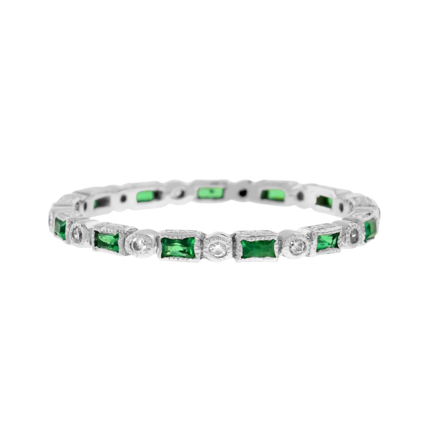 Art déco Anneau d'éternité en émeraude et diamant et boucles d'oreilles pendantes en or 14K Art Déco en vente