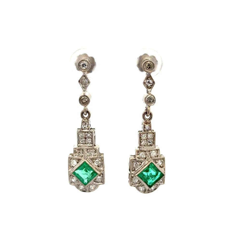 Pendientes Art Decó Esmeralda y Diamante Gota de Oro Vintage en Excelente estado para la venta en Montreal, QC