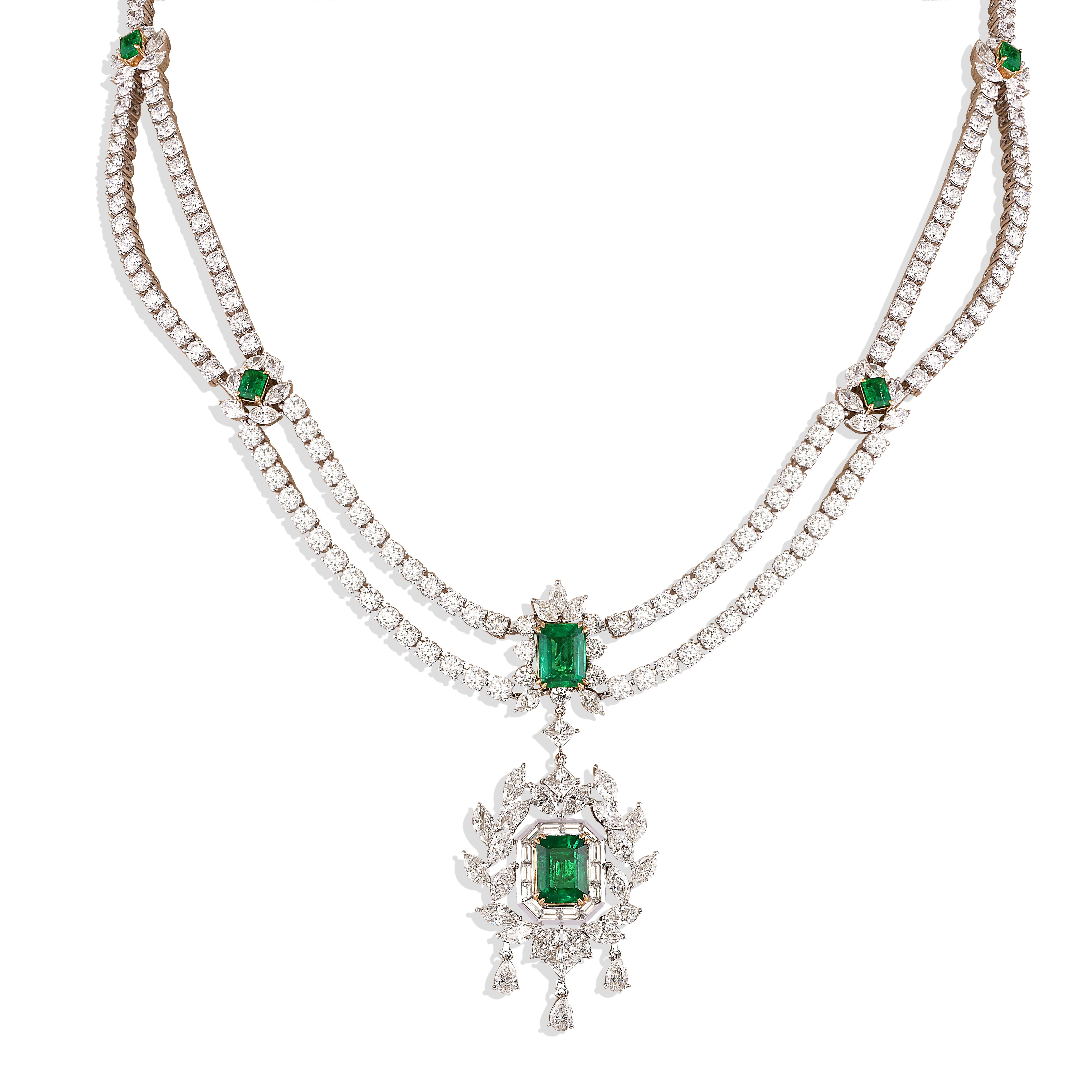 Halskette aus 18 Karat Weiß- und Gelbgold mit Smaragd und Diamant im Art-déco-Stil (Achteckschliff) im Angebot