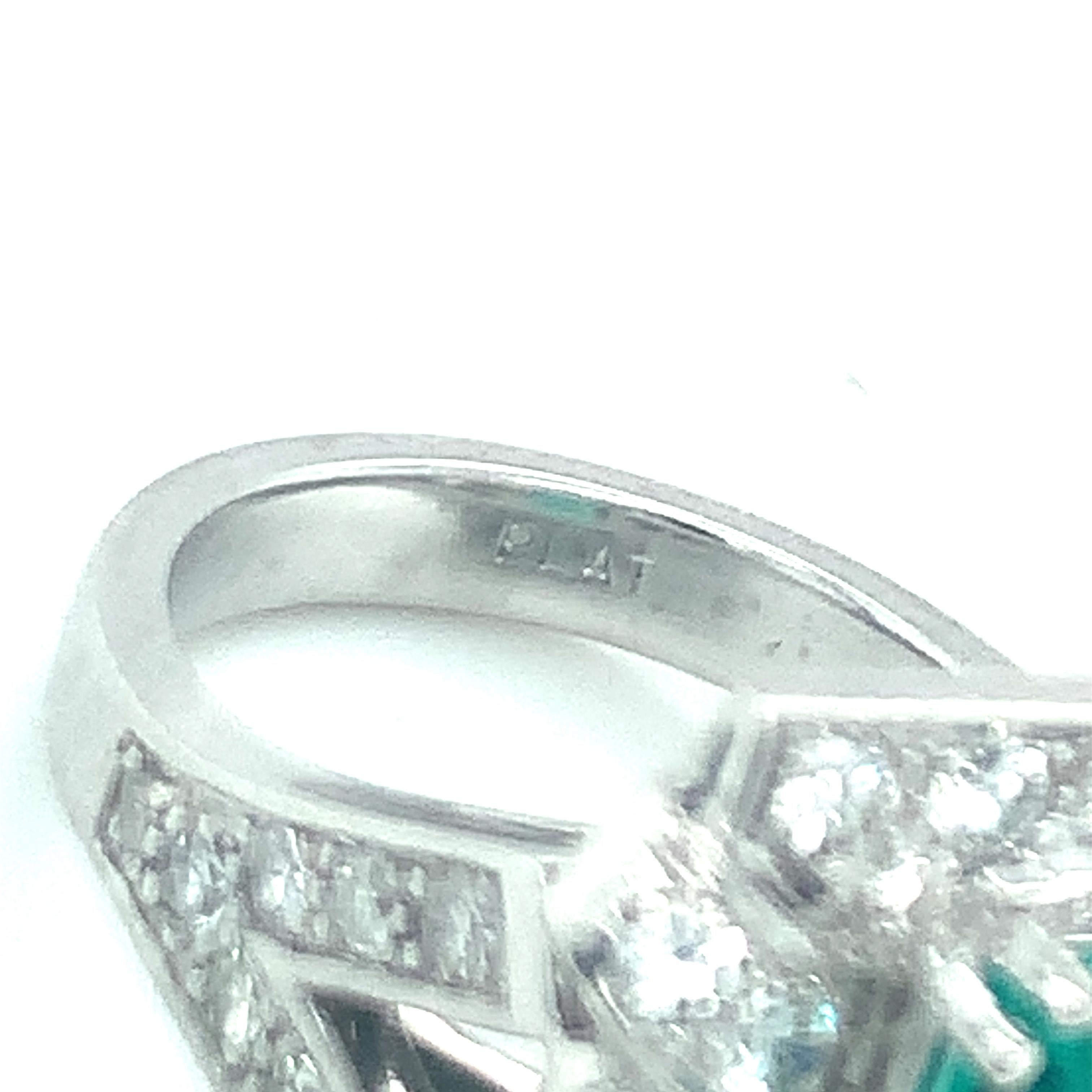 Women's Art Deco Emerald and Diamond Platinum Ring For Sale
