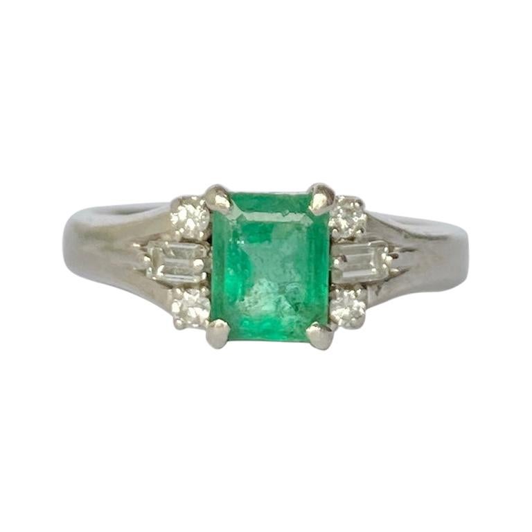 Art Deco Emerald and Diamond Platinum Ring