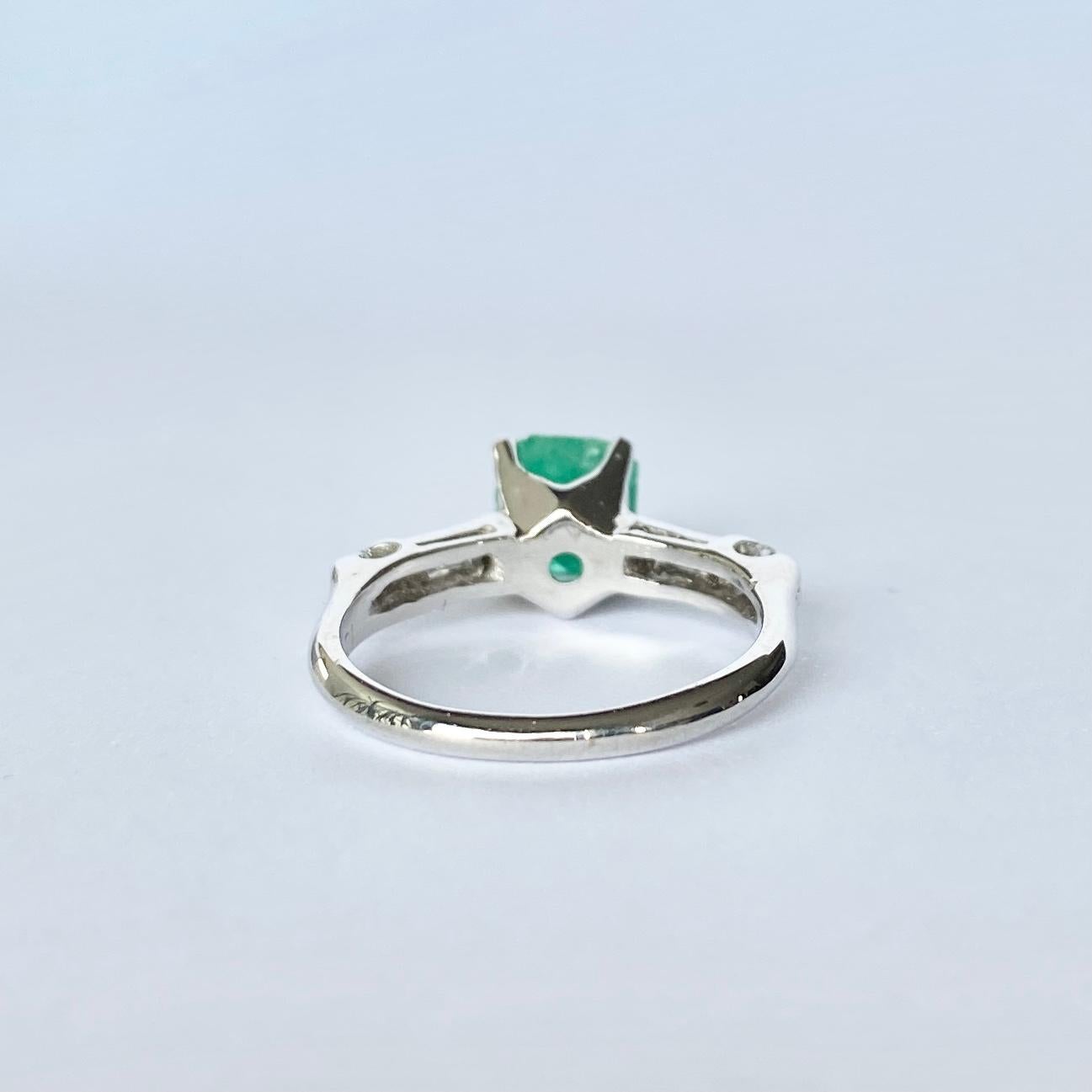 Baguette Cut Art Deco Emerald and Diamond Platinum Solitaire Ring For Sale