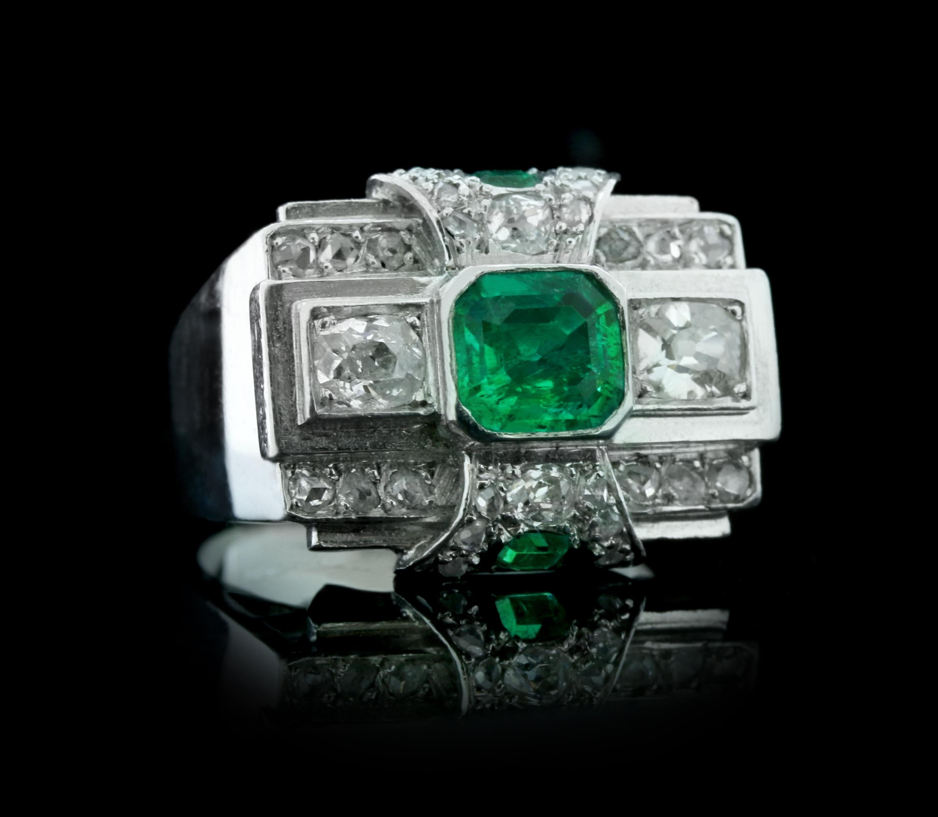 Art-Déco-Ring mit Smaragd und Diamant, um 1935. im Zustand „Gut“ im Angebot in London, GB