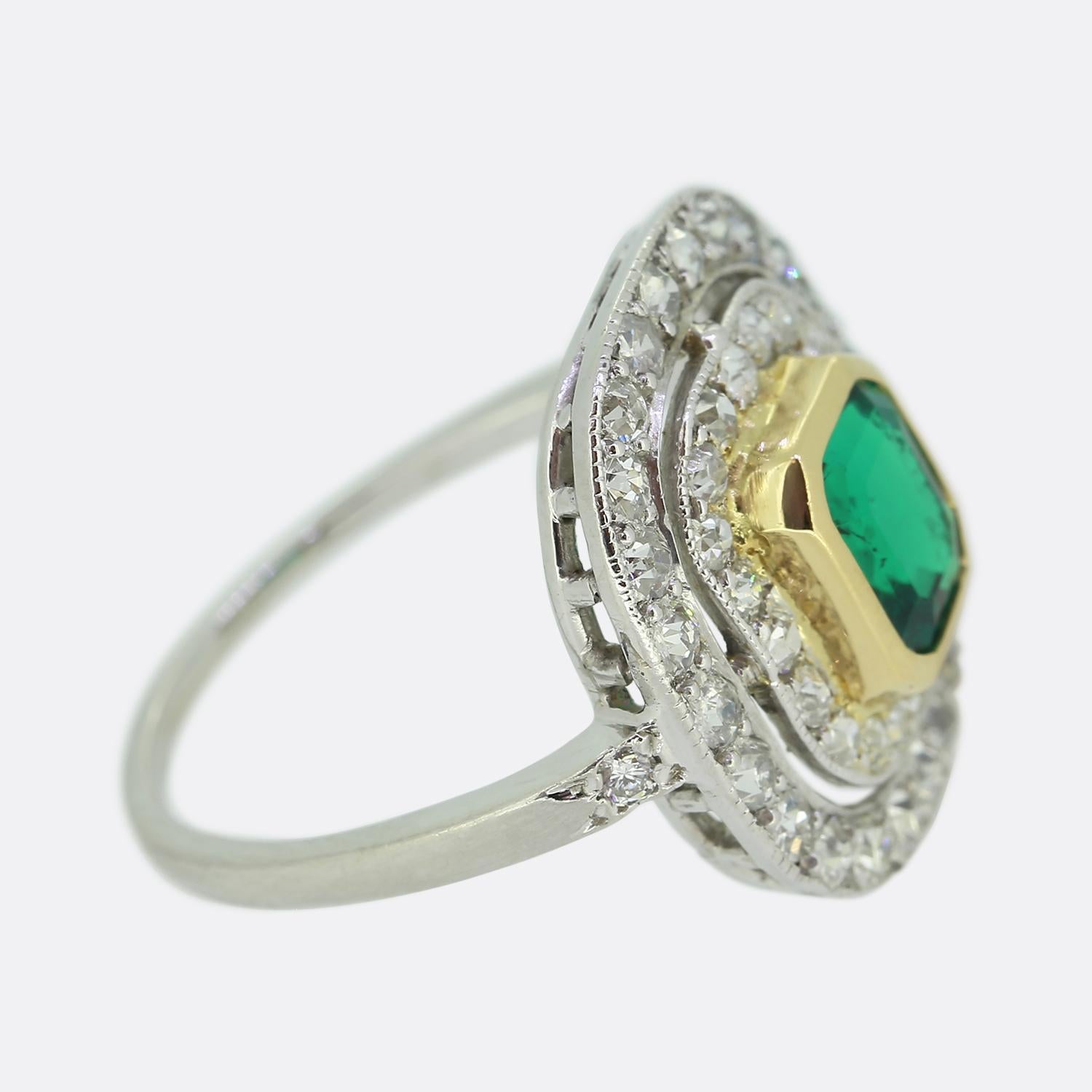 Art déco-Ring mit Smaragd und Diamant (Smaragdschliff) im Angebot