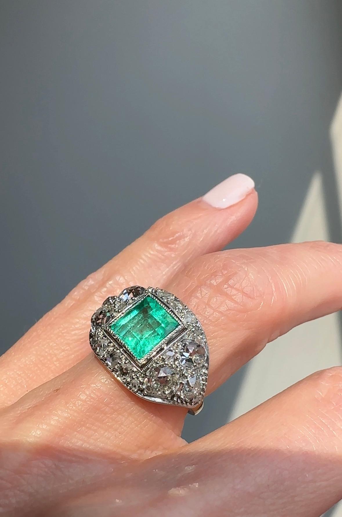 Art Deco Colombian Emerald and Diamond Ring - AGL Certificate For Sale 1